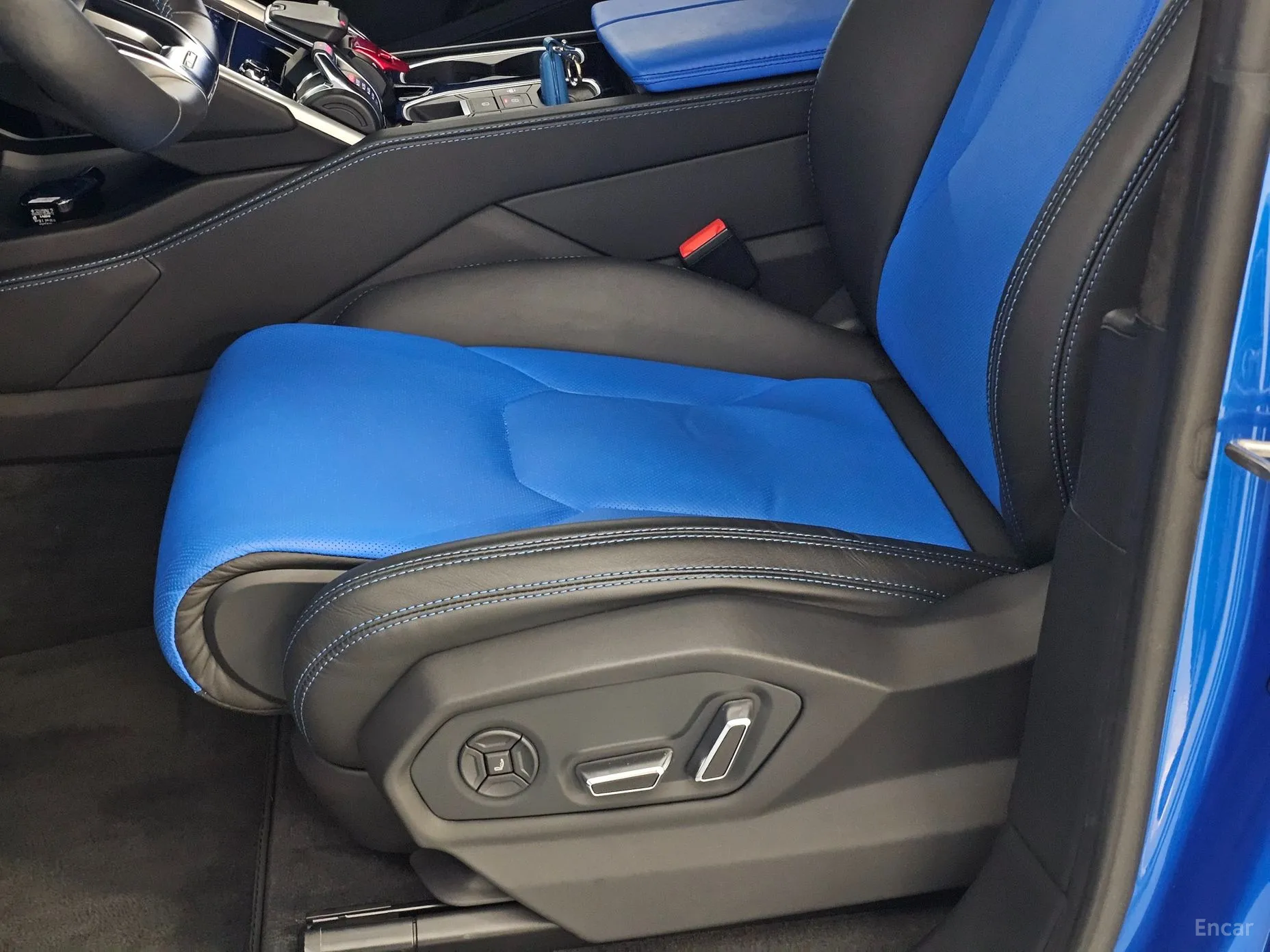 Lamborghini Urus превью 10