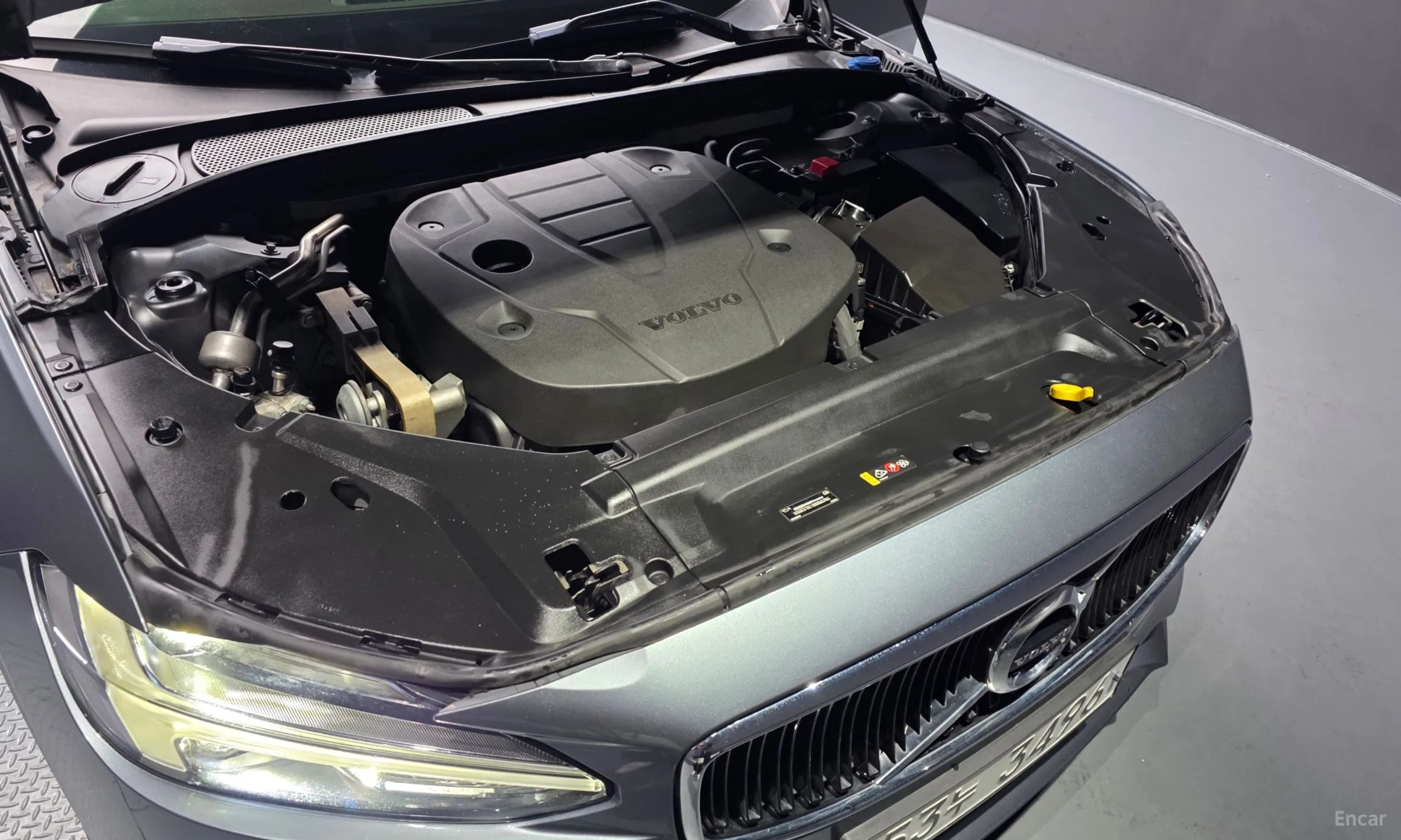 Volvo S90 превью 6