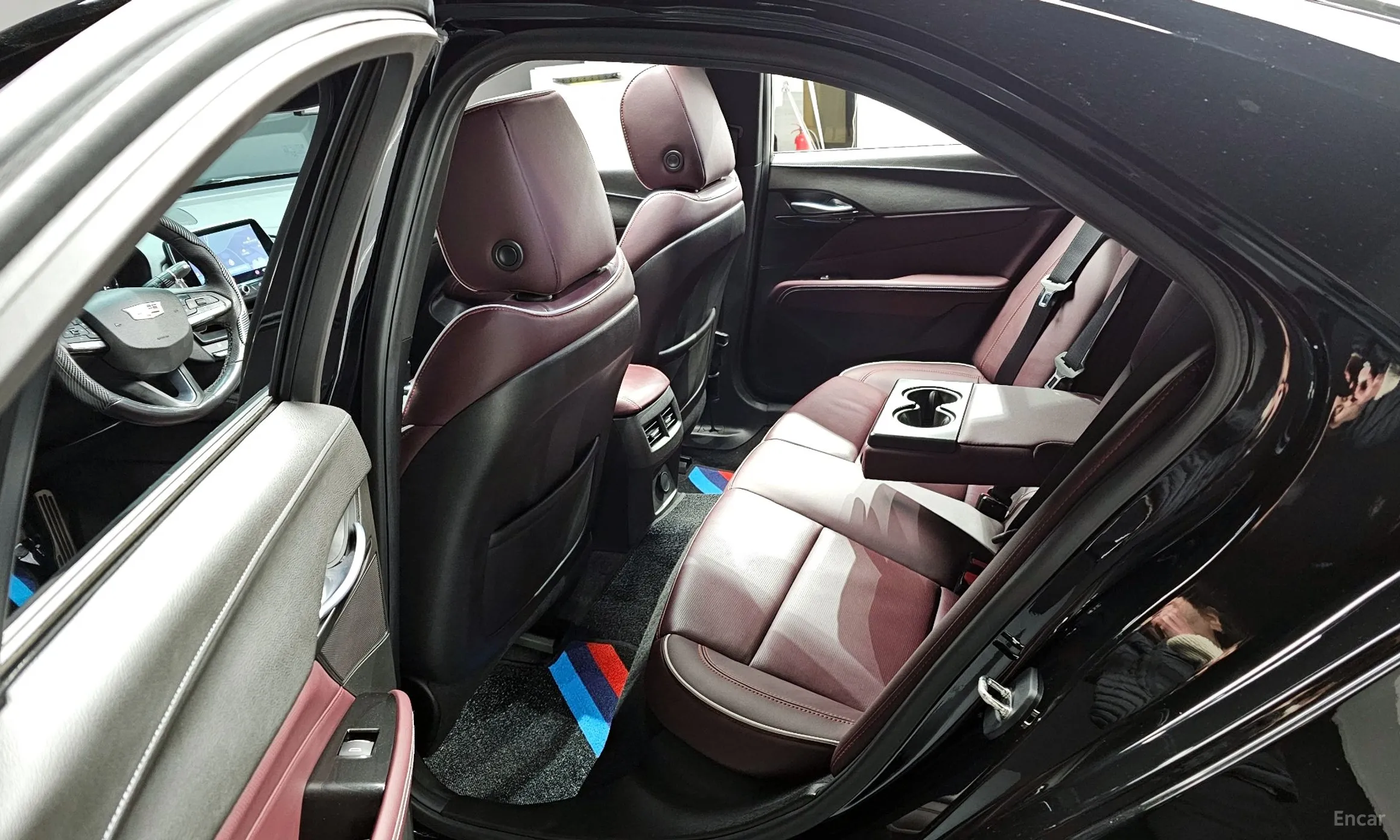 Cadillac CT4 превью 11