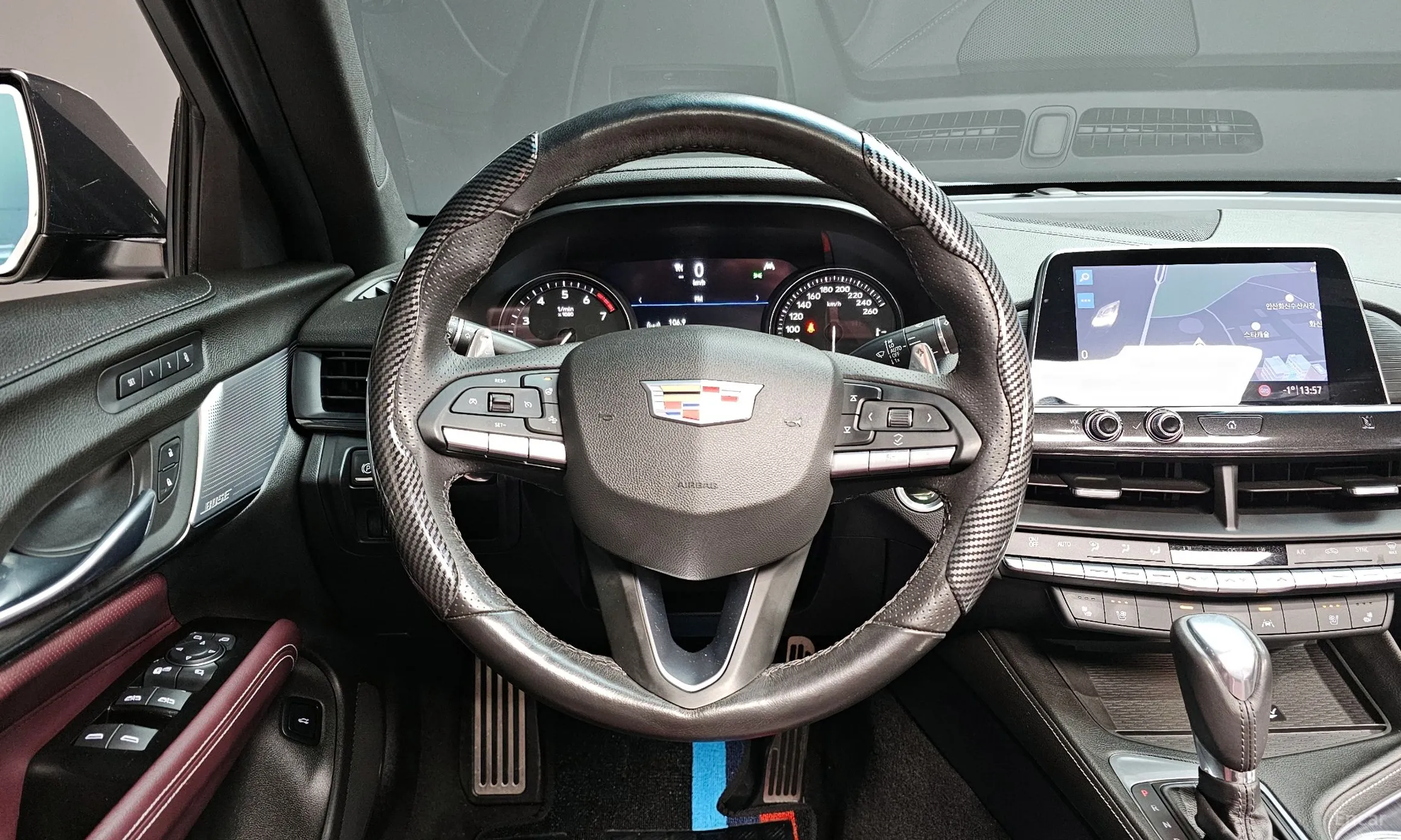 Cadillac CT4 превью 13