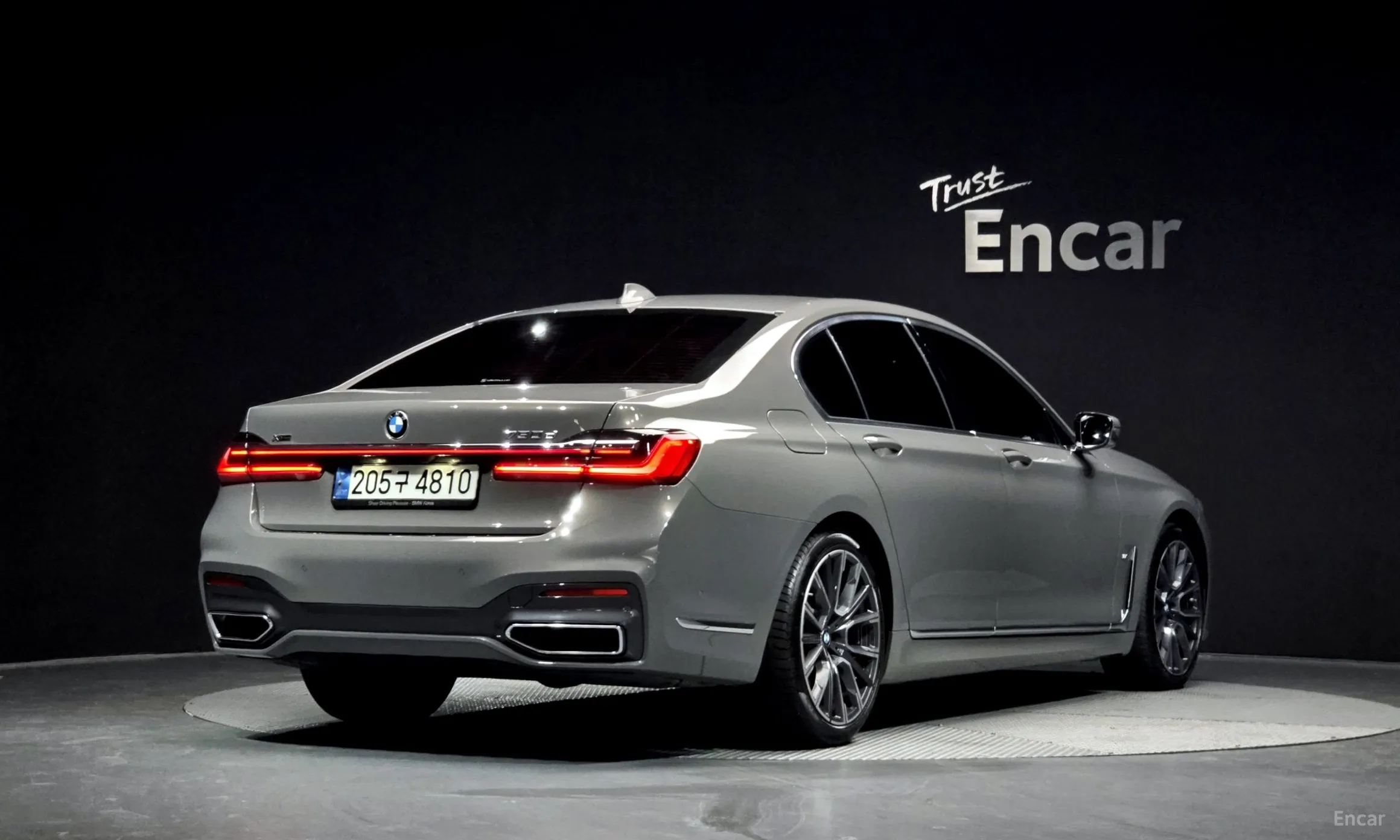 BMW 7 Series (G11)