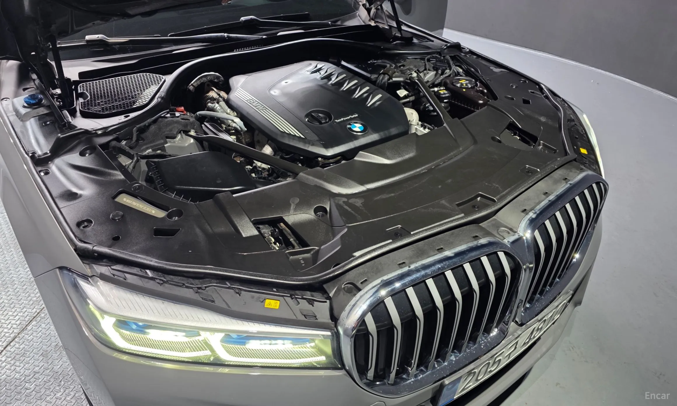 BMW 7 Series (G11) превью 6