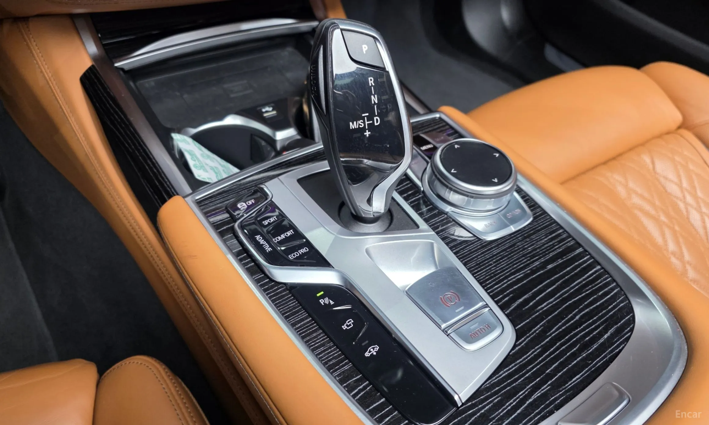 BMW 7 Series (G11) превью 9