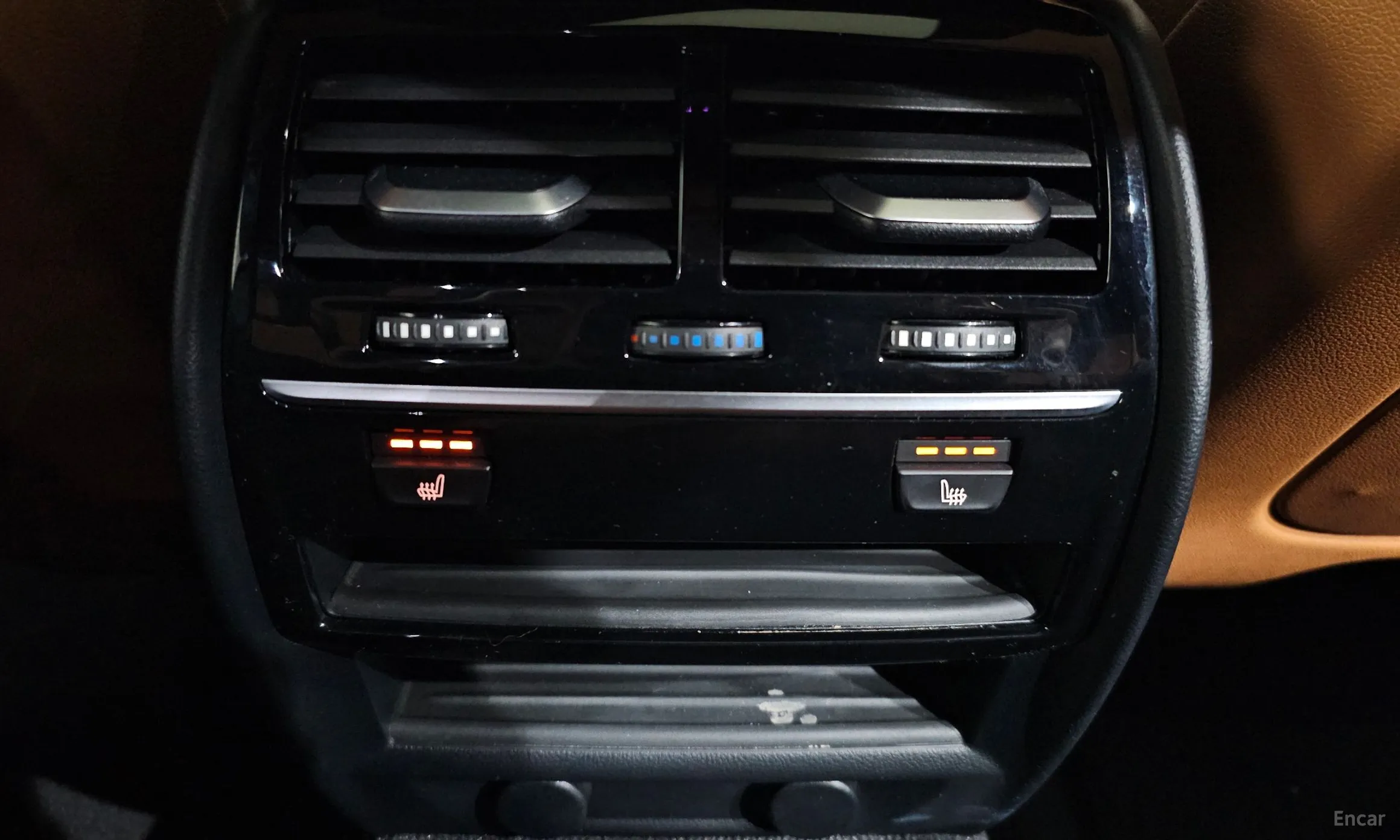 BMW 5 Series (G30) превью 18