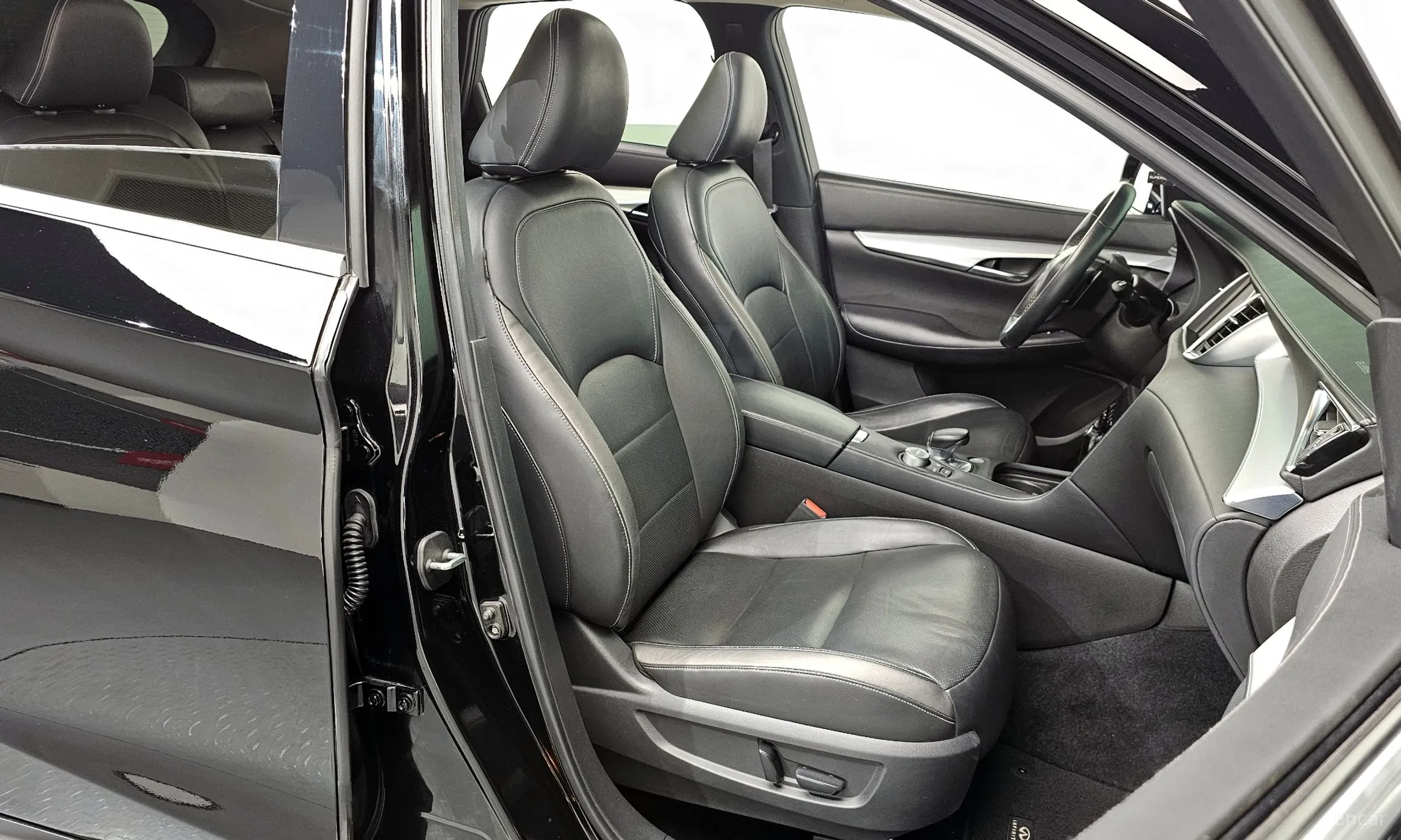 Infiniti QX50 (P71A) превью 10