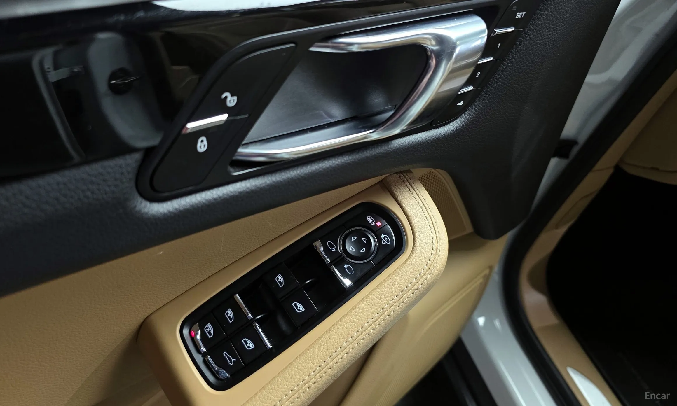 Porsche Macan превью 14