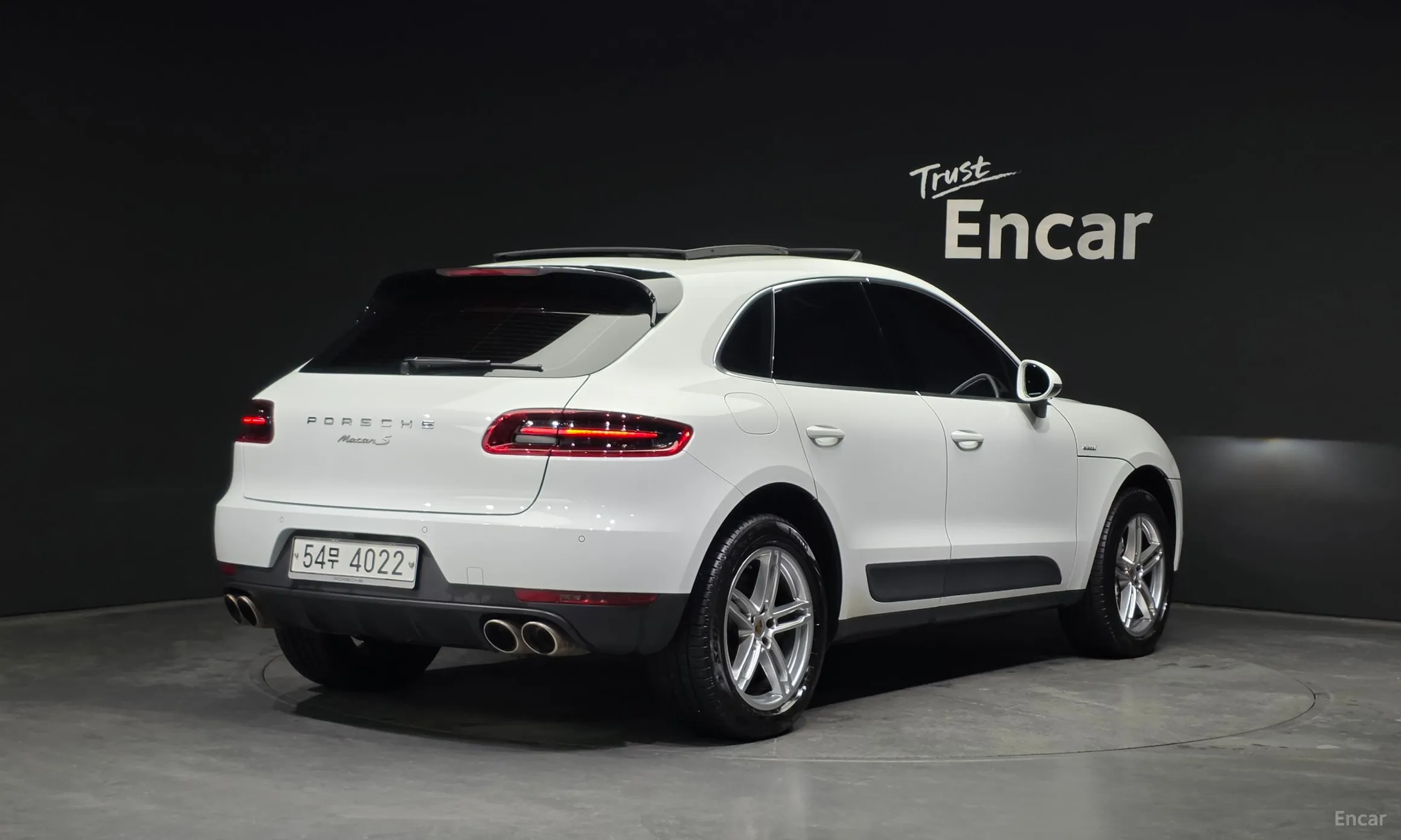 Porsche Macan превью 2