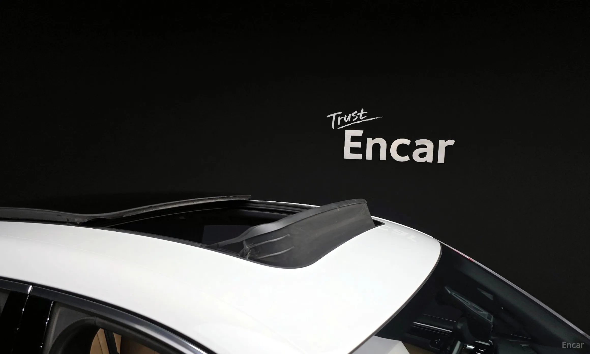 Porsche Macan превью 19
