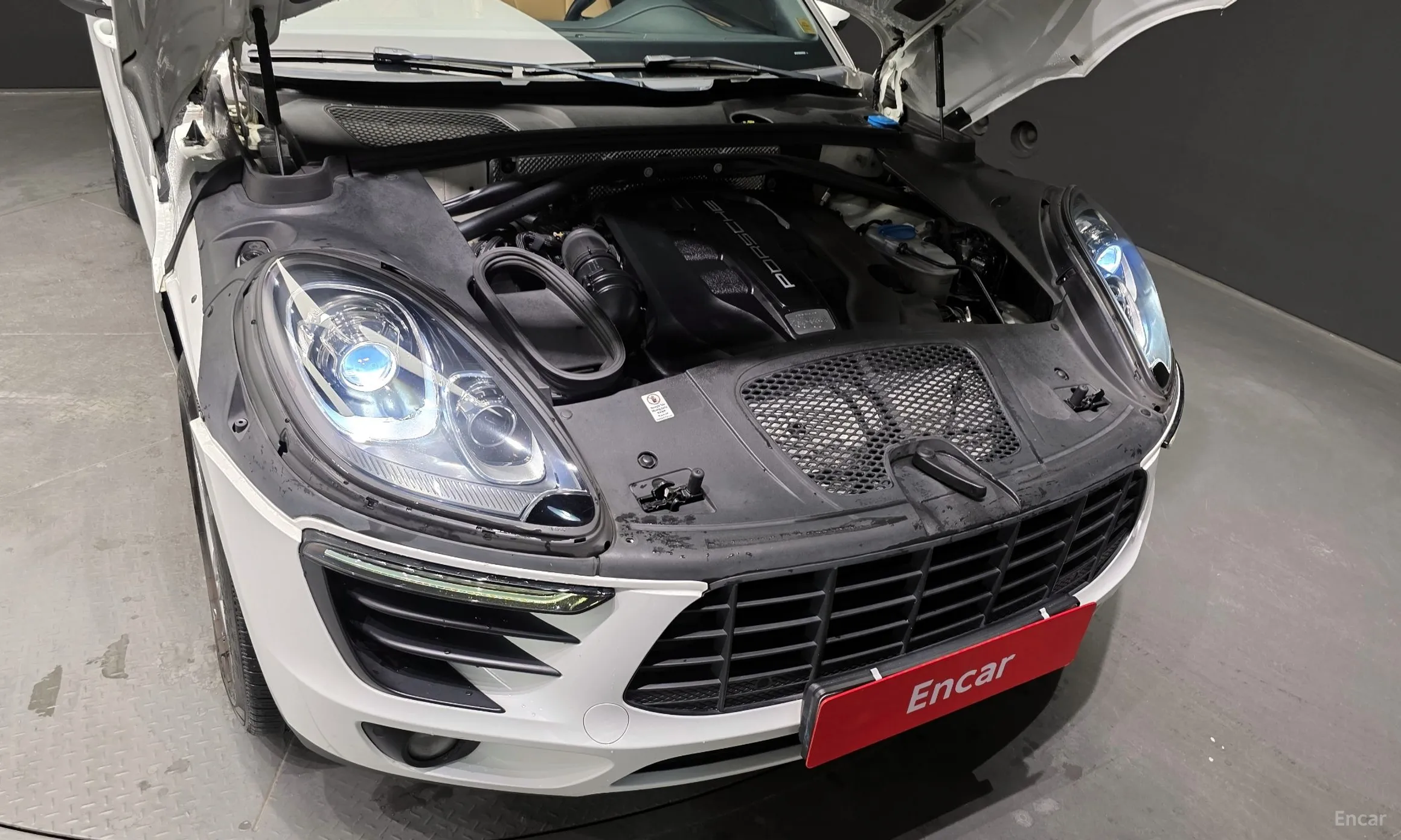 Porsche Macan превью 6