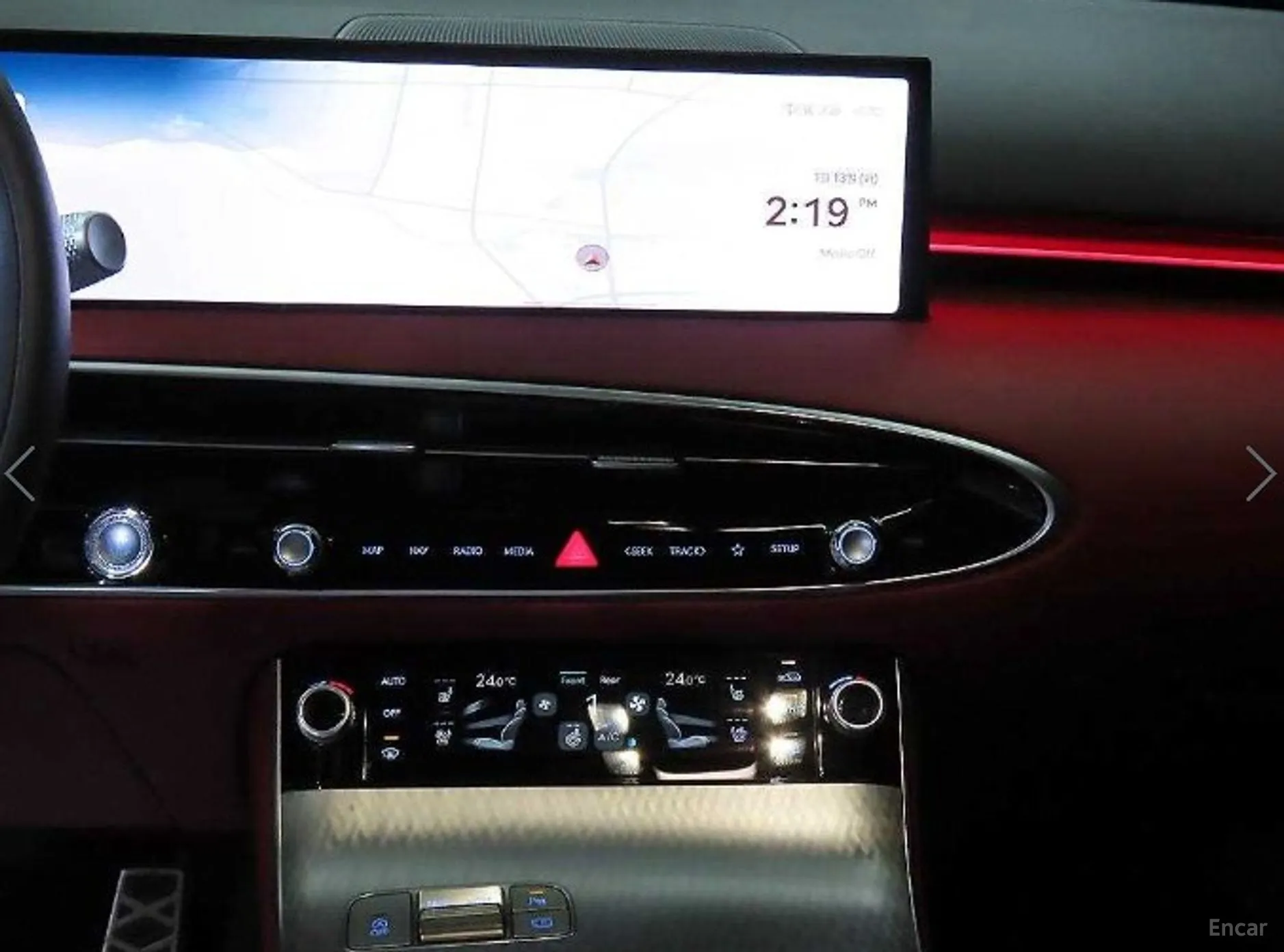 Genesis GV70 превью 11