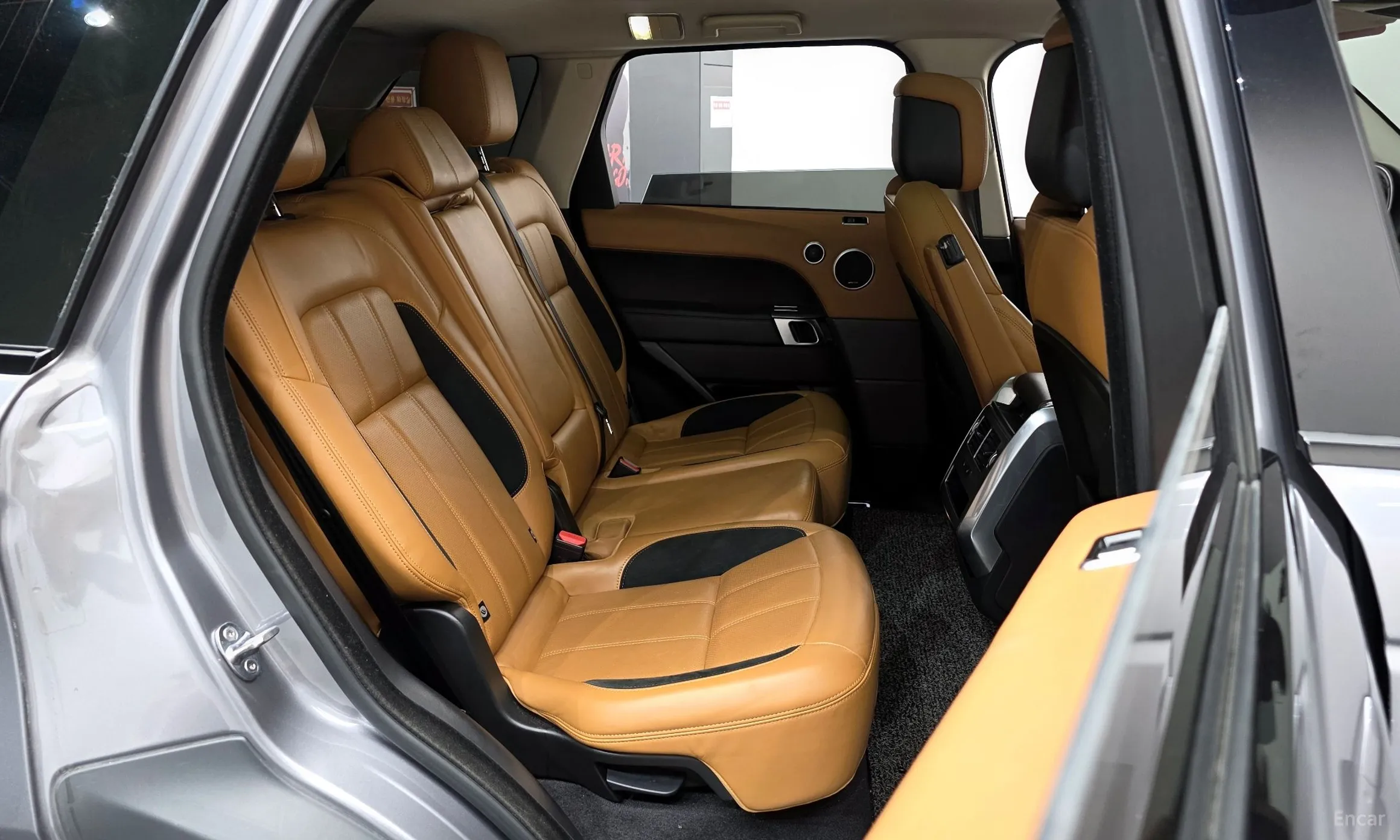 Land Rover Range Rover Sport 2nd Generation превью 12
