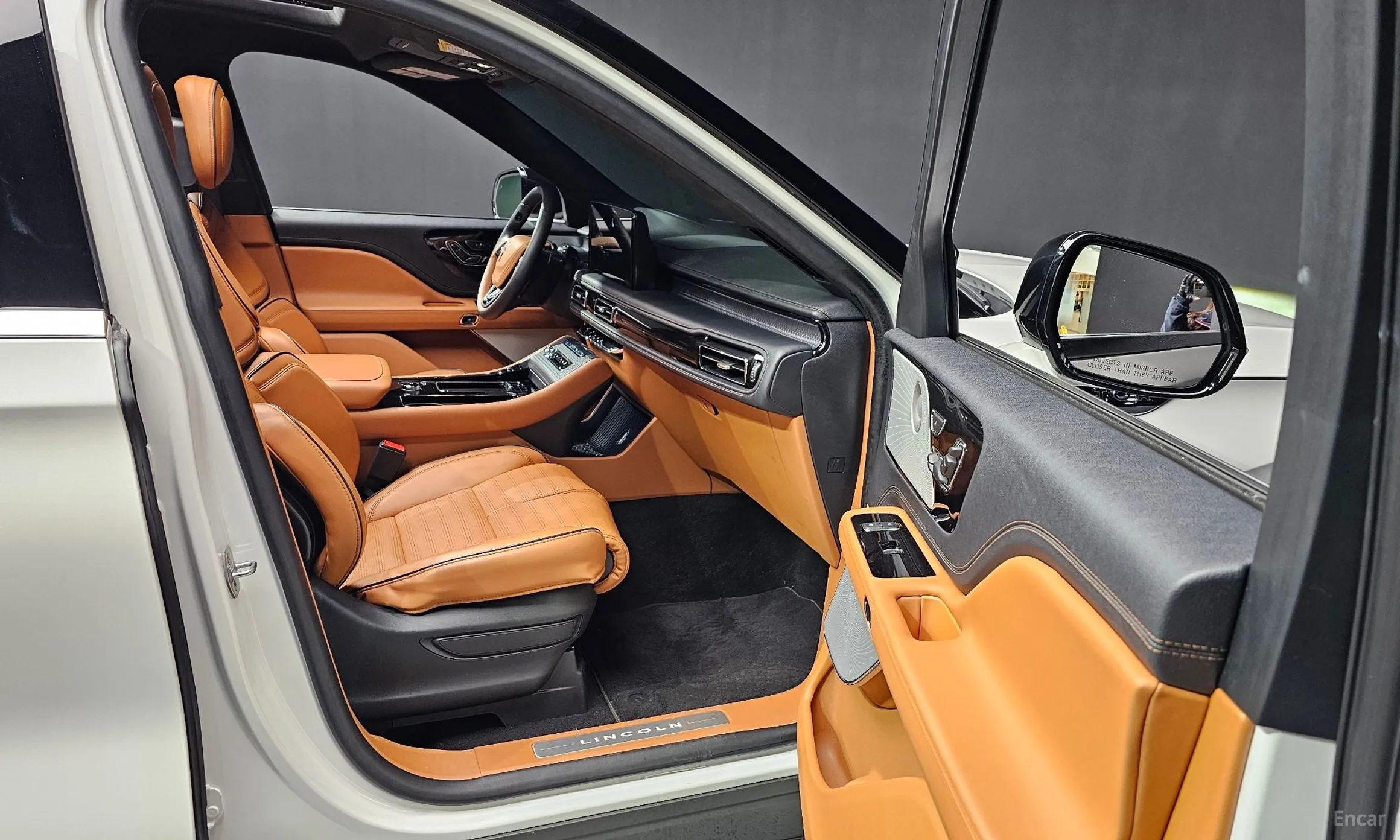 Lincoln Aviator 2nd Generation превью 10