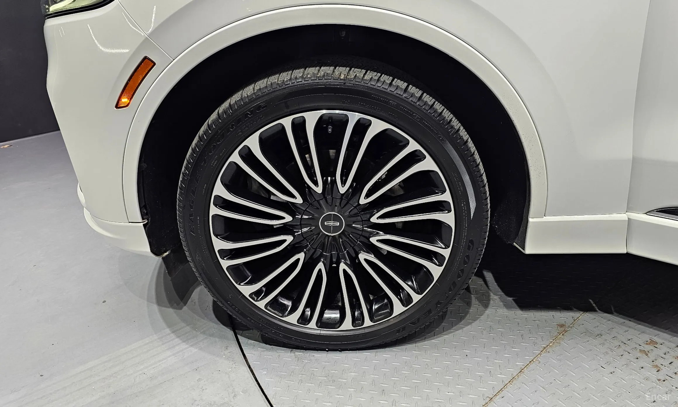 Lincoln Aviator 2nd Generation превью 5