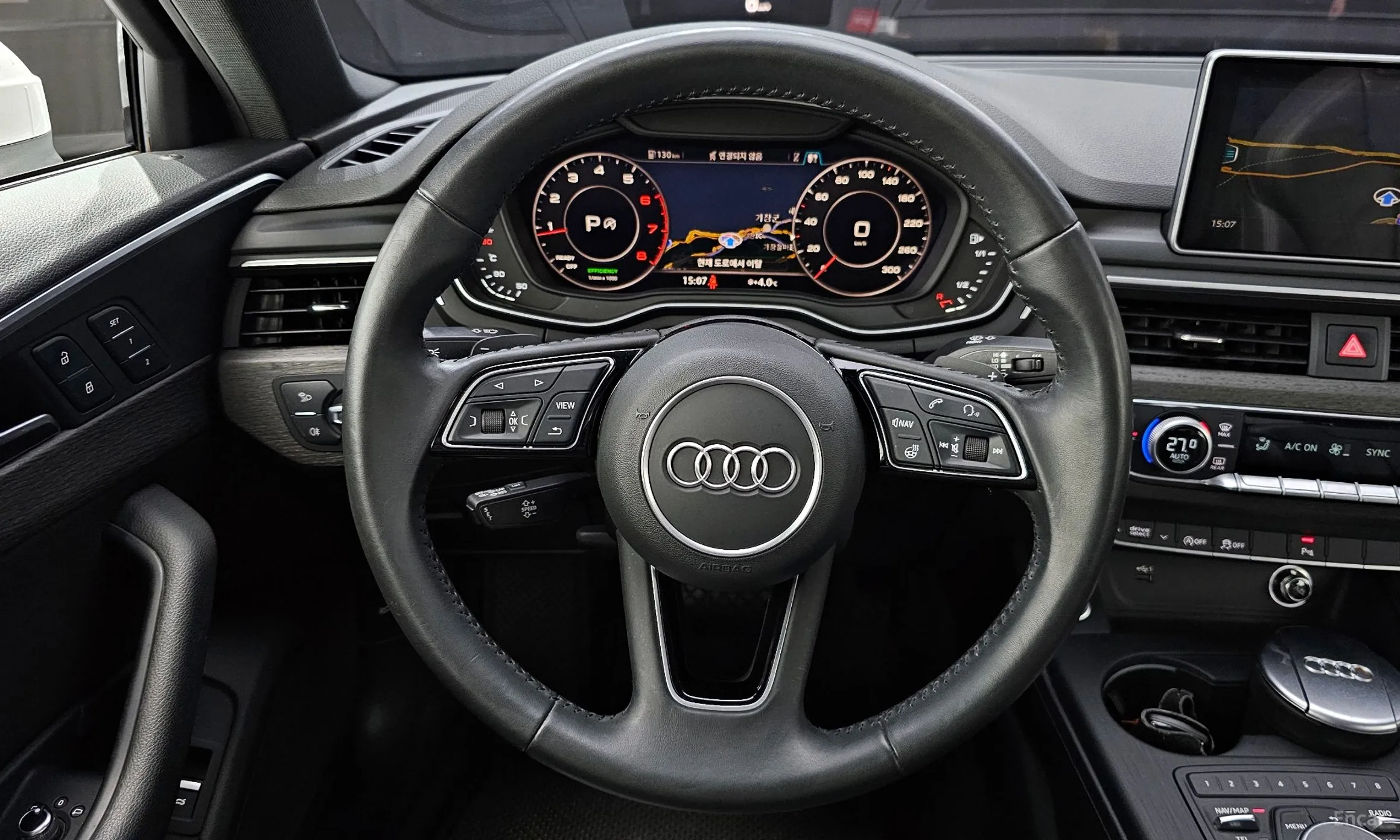 Audi A4 (B9) превью 13