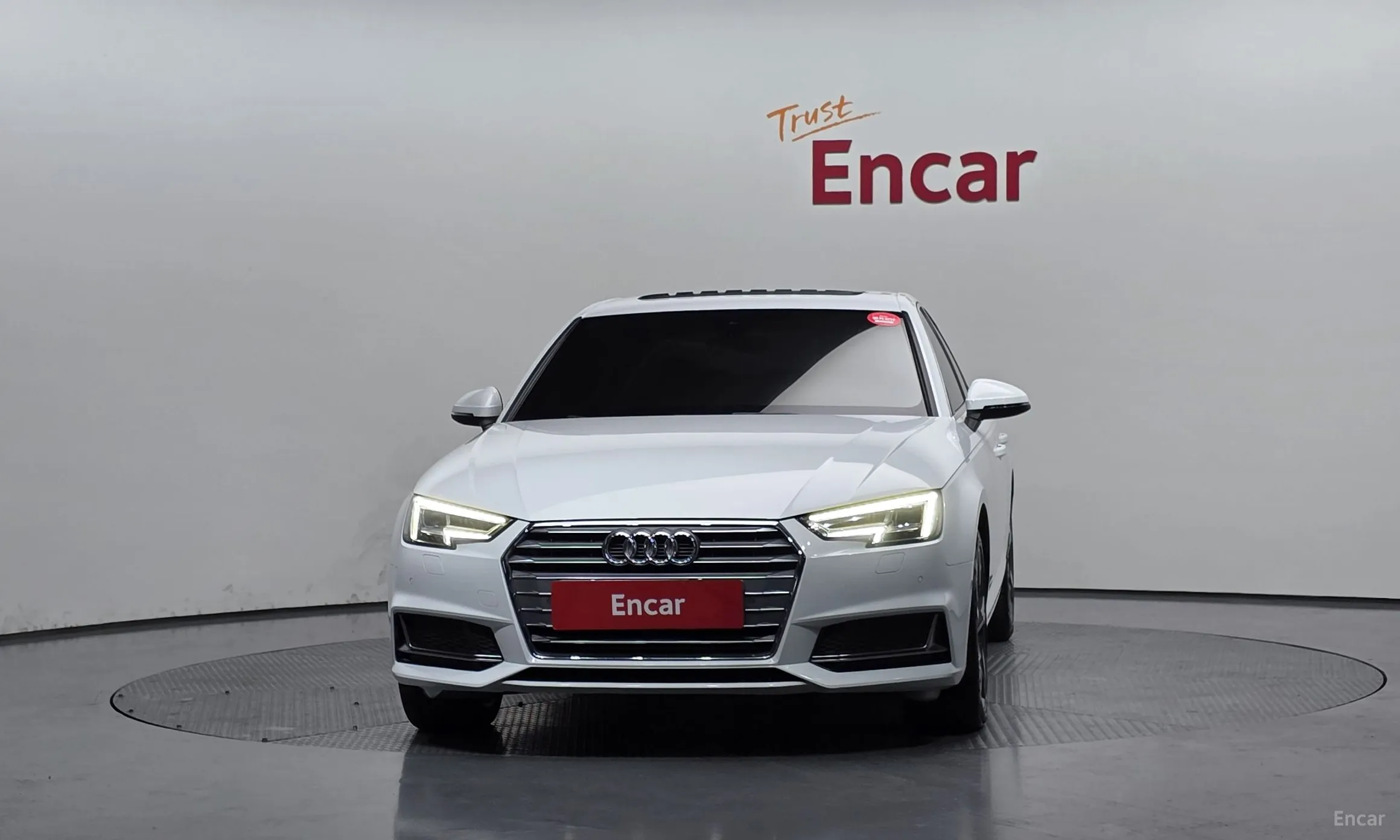 Audi A4 (B9) превью 3