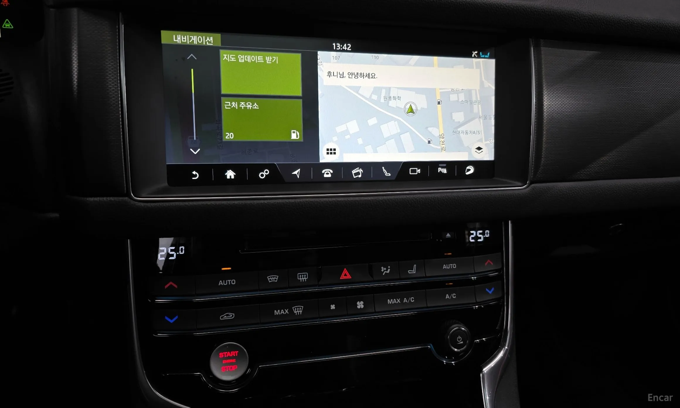 Jaguar XF (x260) превью 14