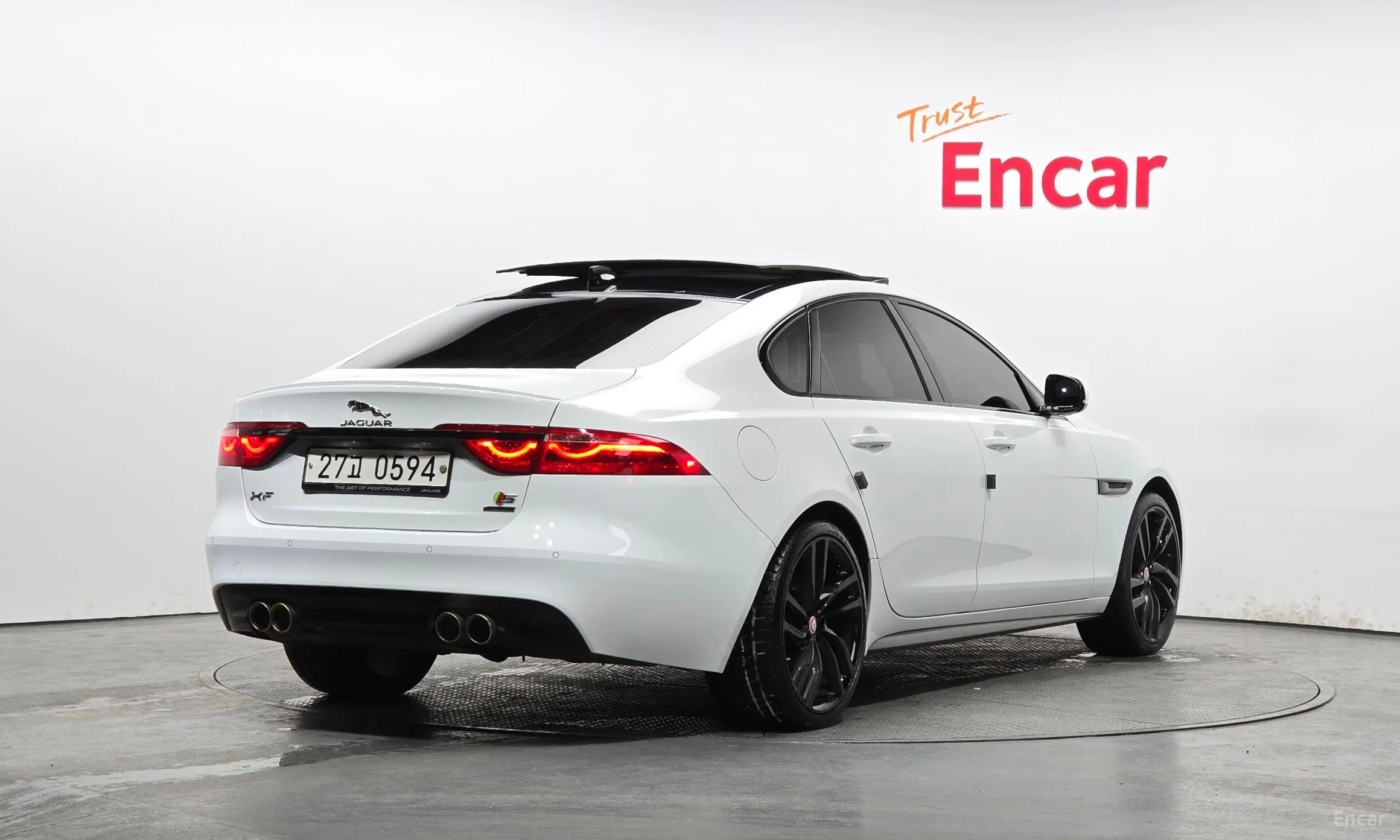 Jaguar XF (x260) превью 2