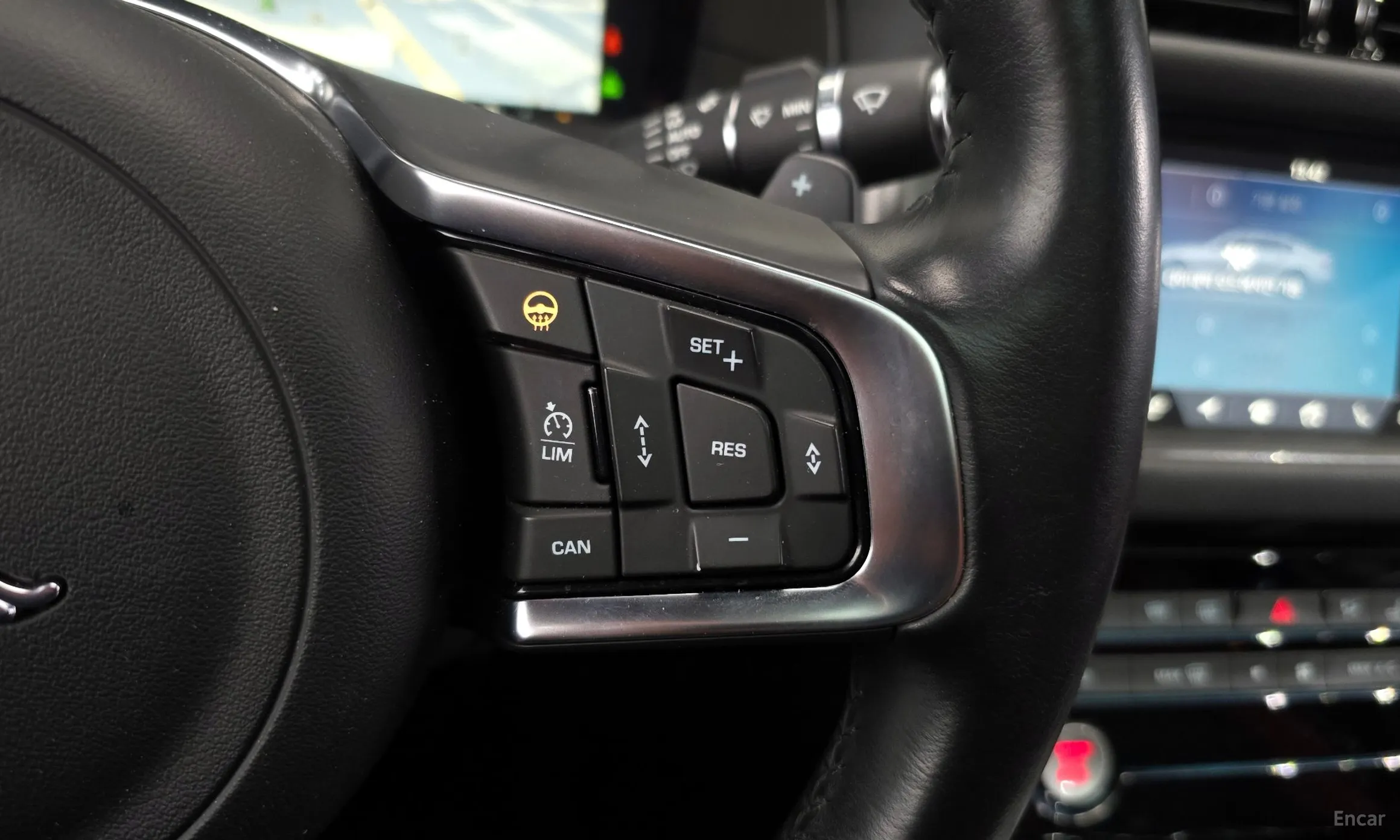 Jaguar XF (x260) превью 16