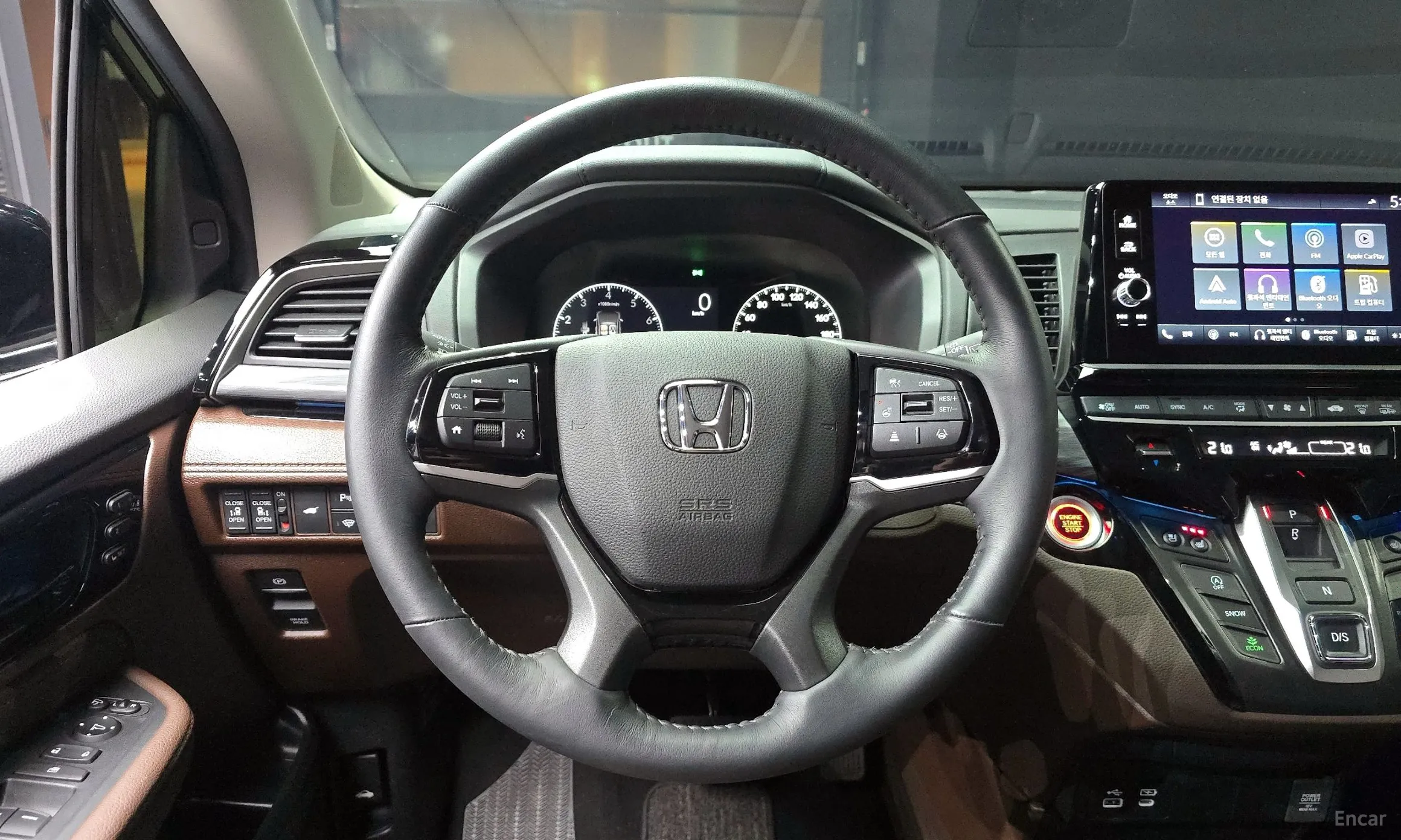Honda Odyssey превью 13