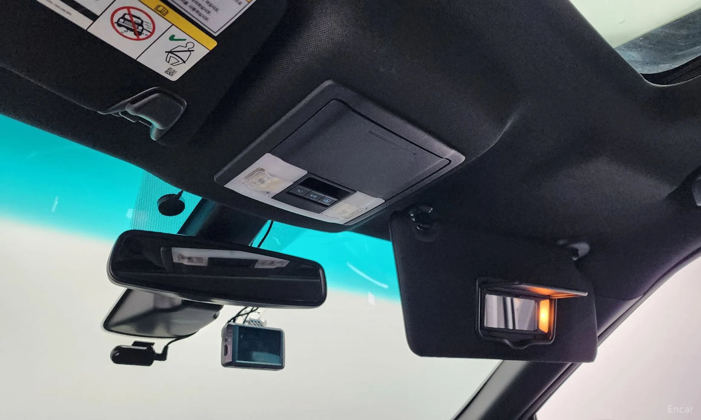 Ford Explorer превью 17