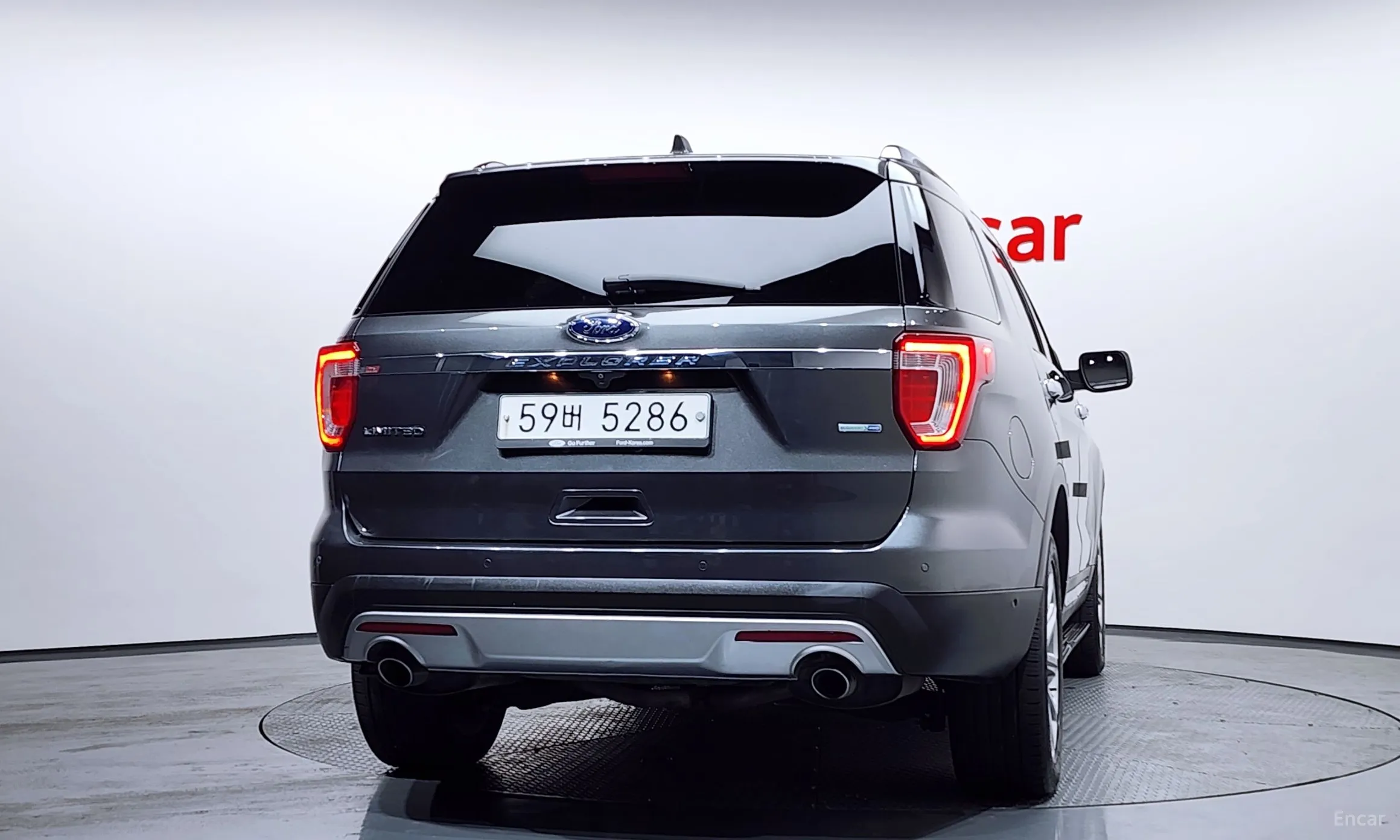 Ford Explorer превью 4