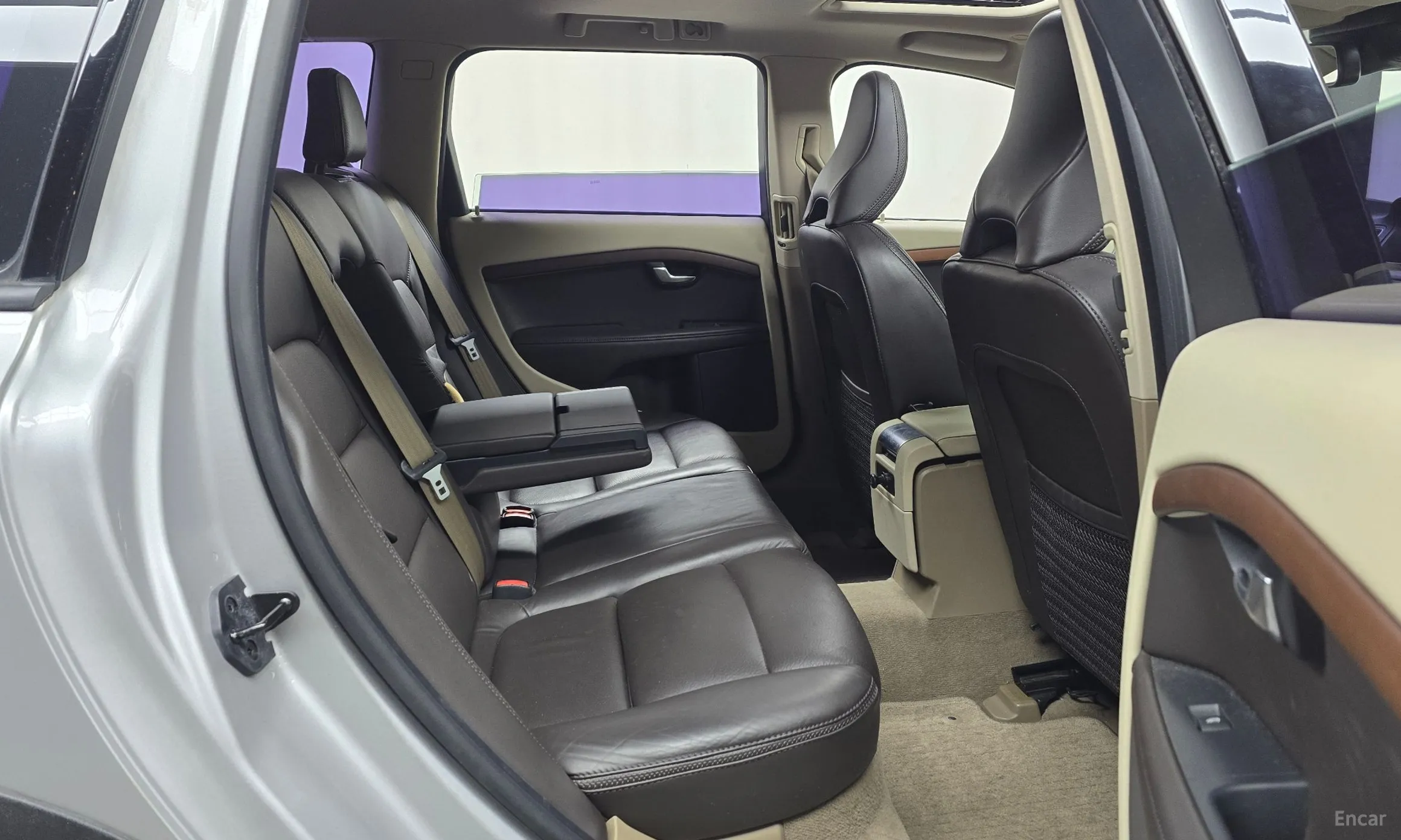 Volvo XC70 превью 12