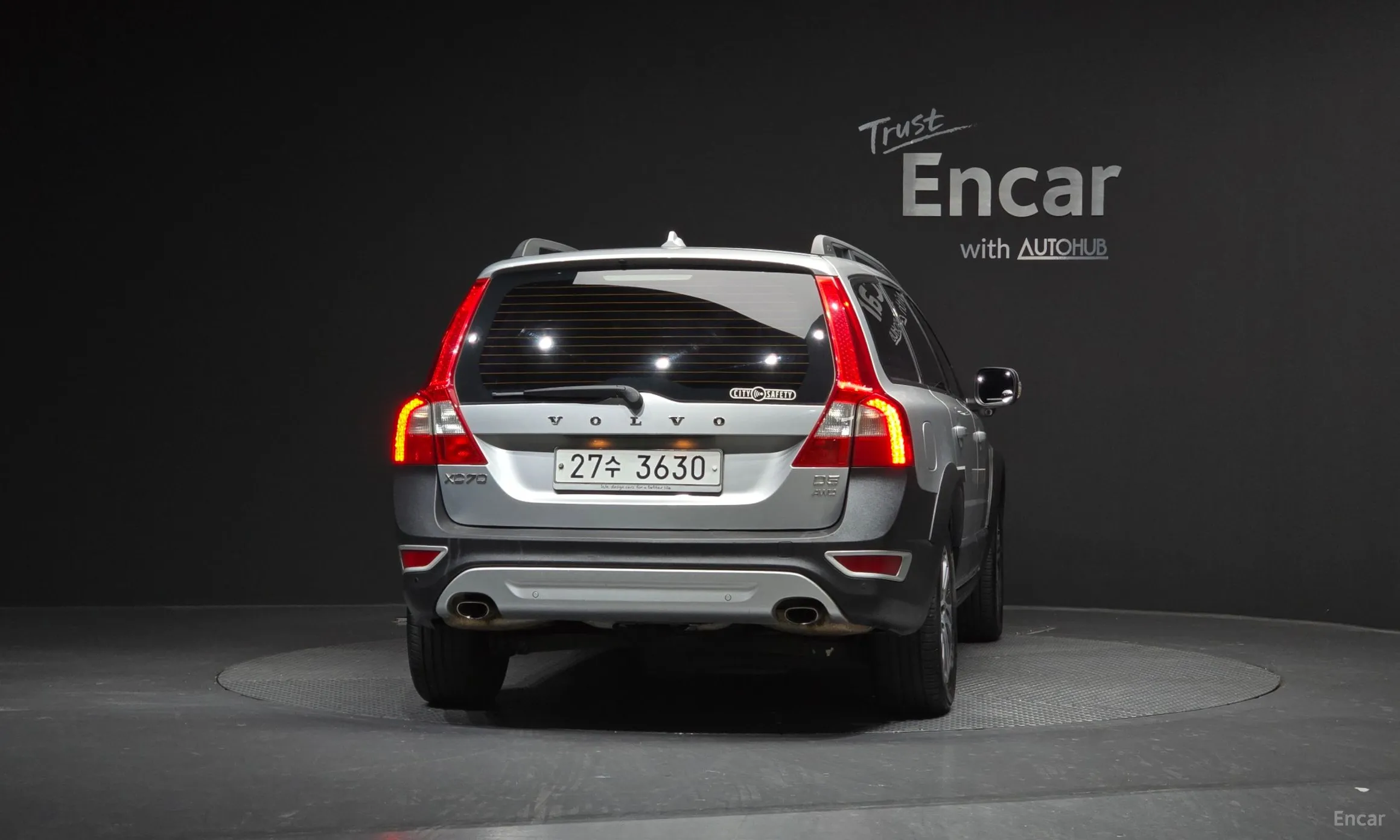 Volvo XC70 превью 4