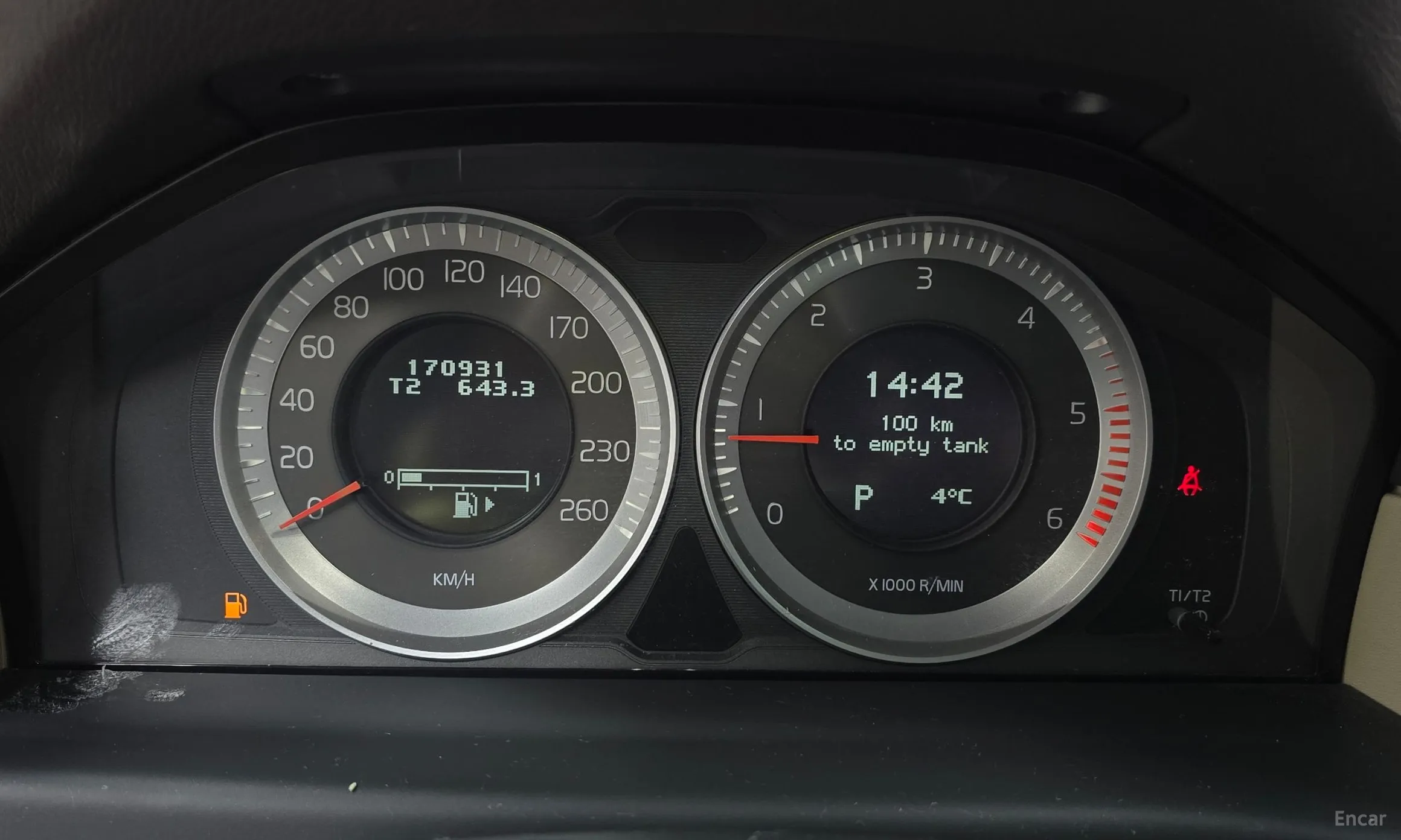 Volvo XC70 превью 8