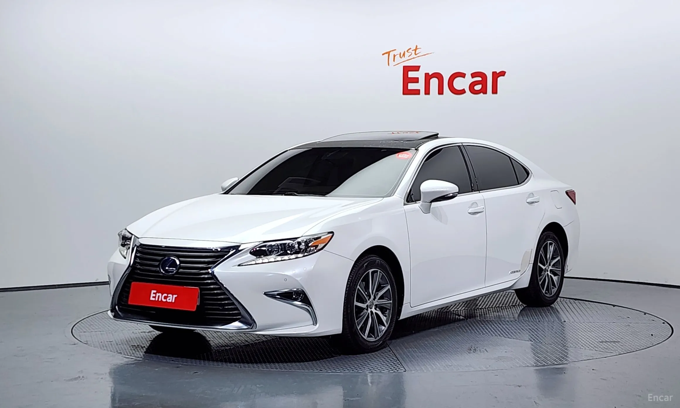New ES300h