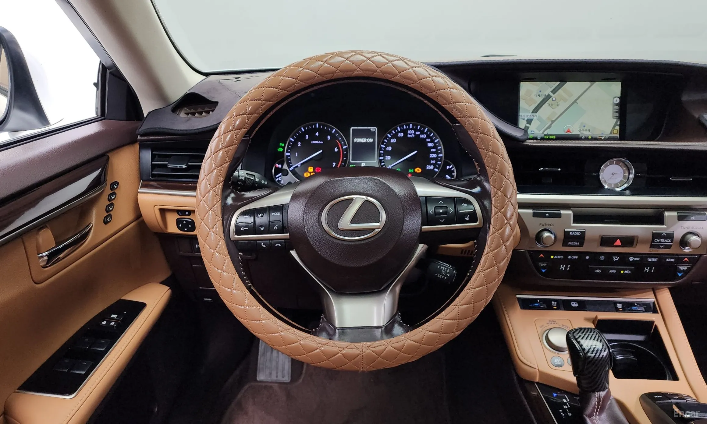 Lexus New ES300h превью 13