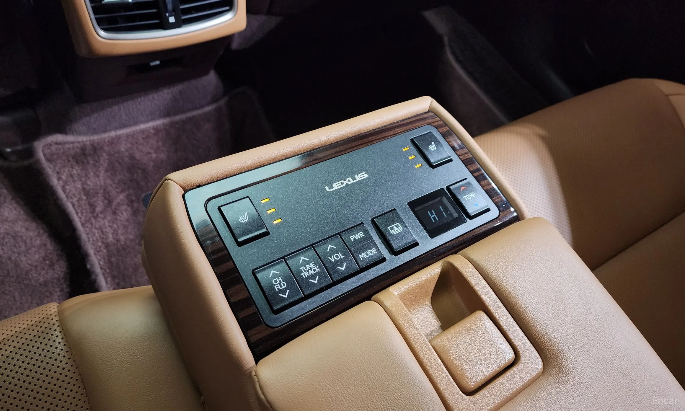 Lexus New ES300h превью 18