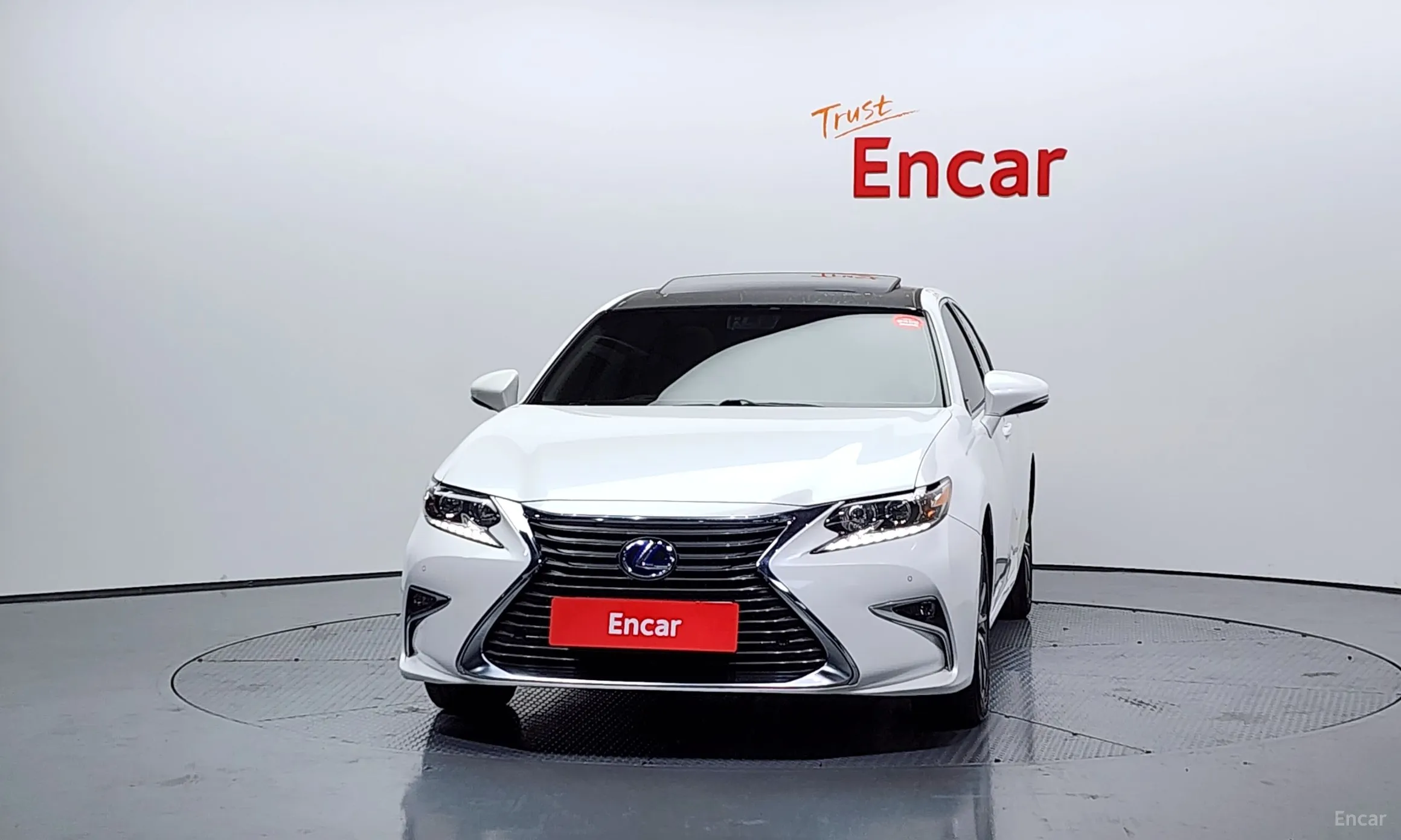 Lexus New ES300h превью 3
