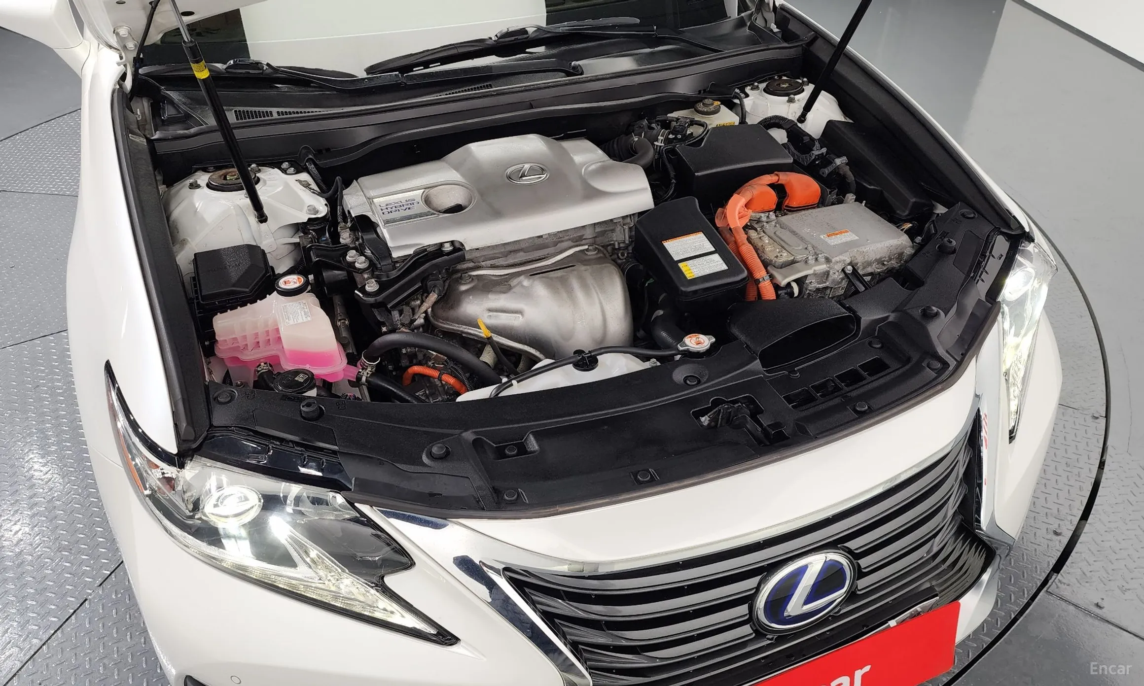Lexus New ES300h превью 6
