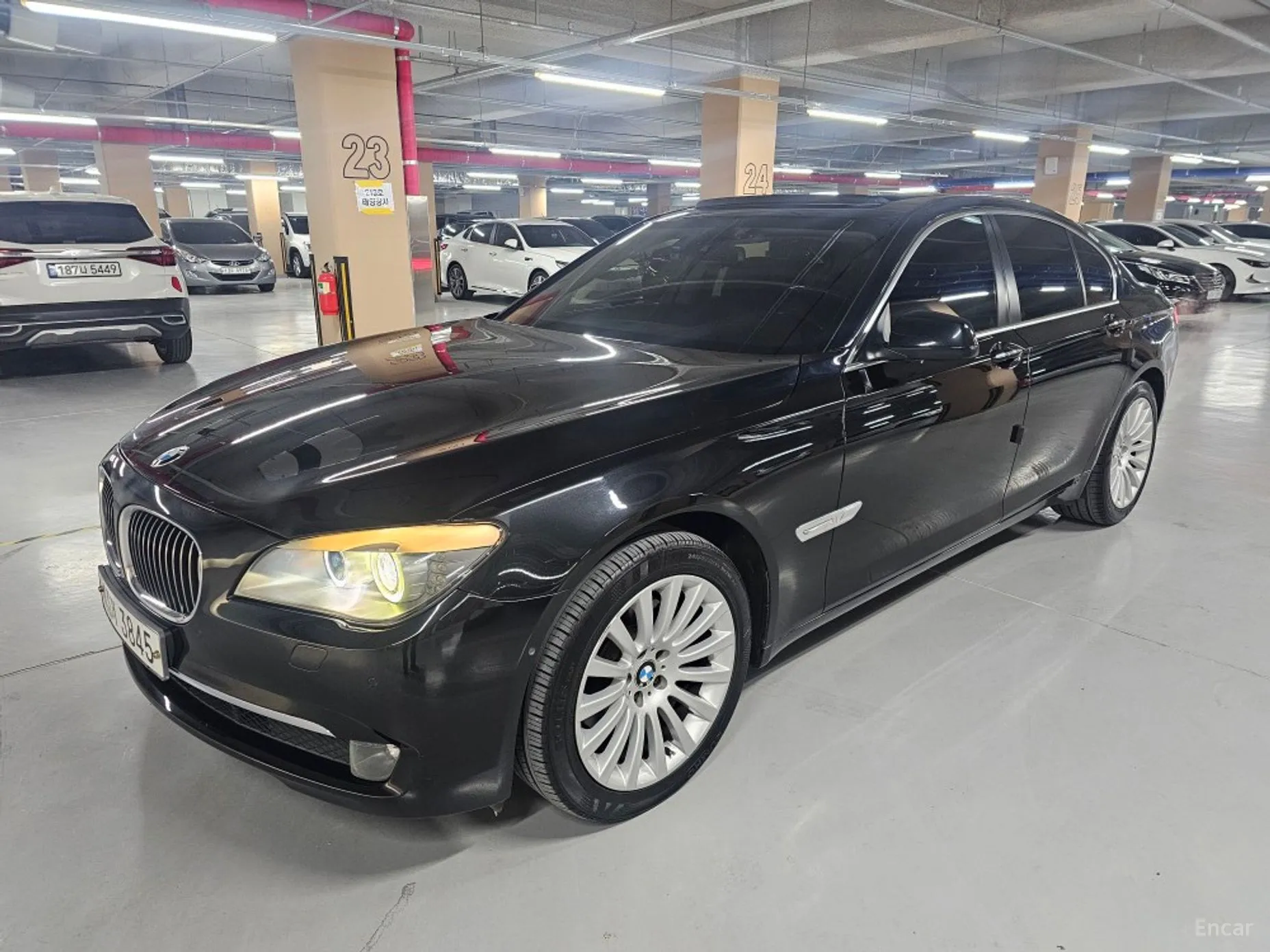 BMW 7 Series (F01)