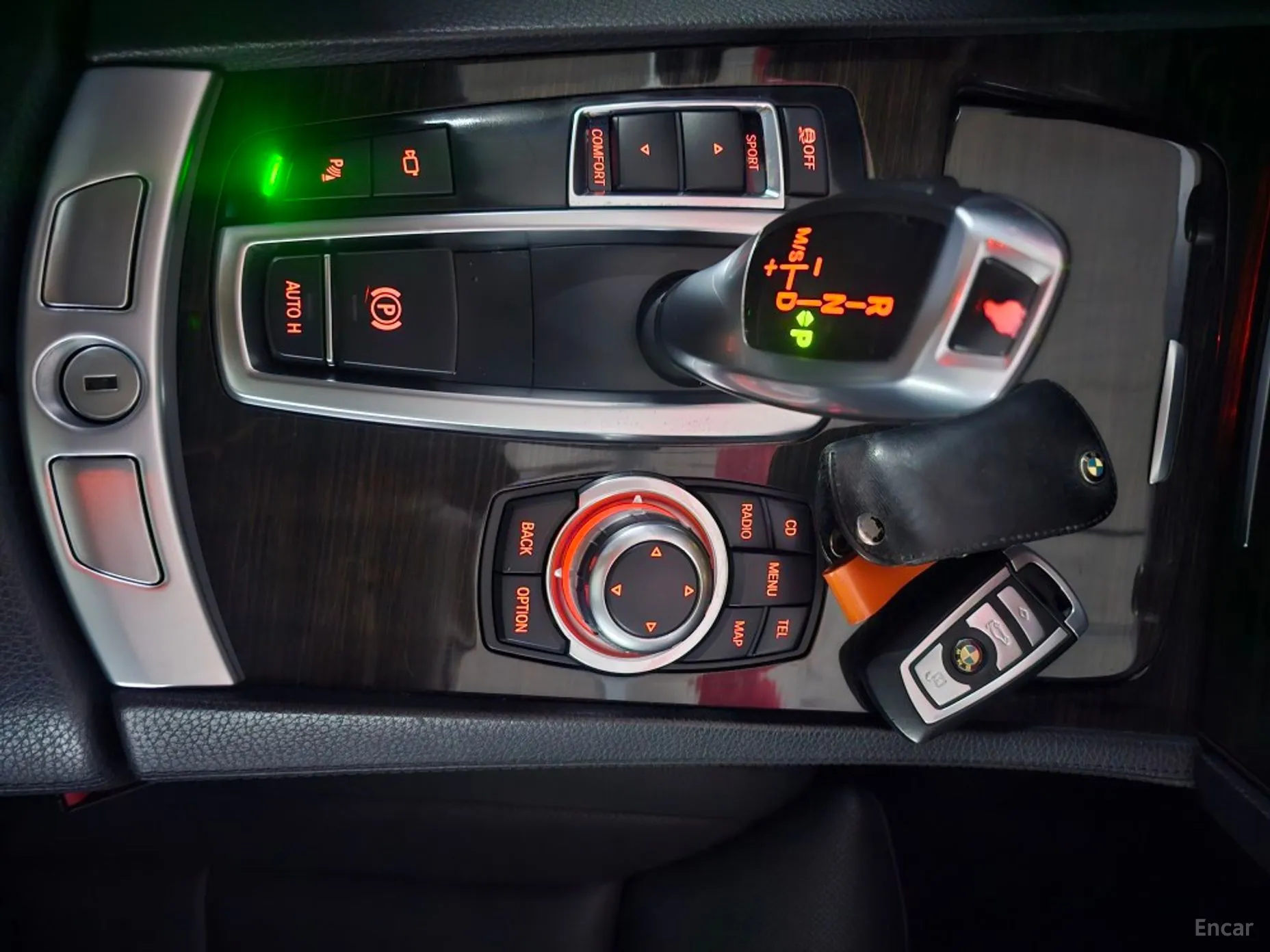 BMW 7 Series (F01) превью 16