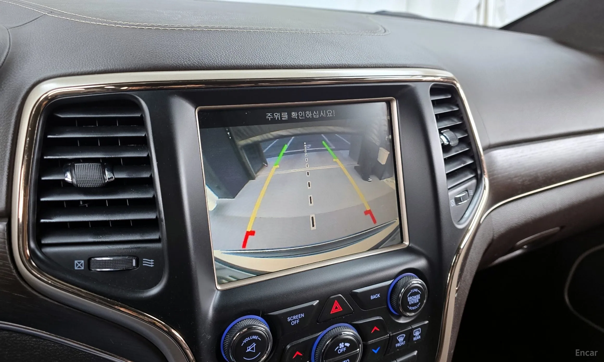 Jeep Grand Cherokee превью 15