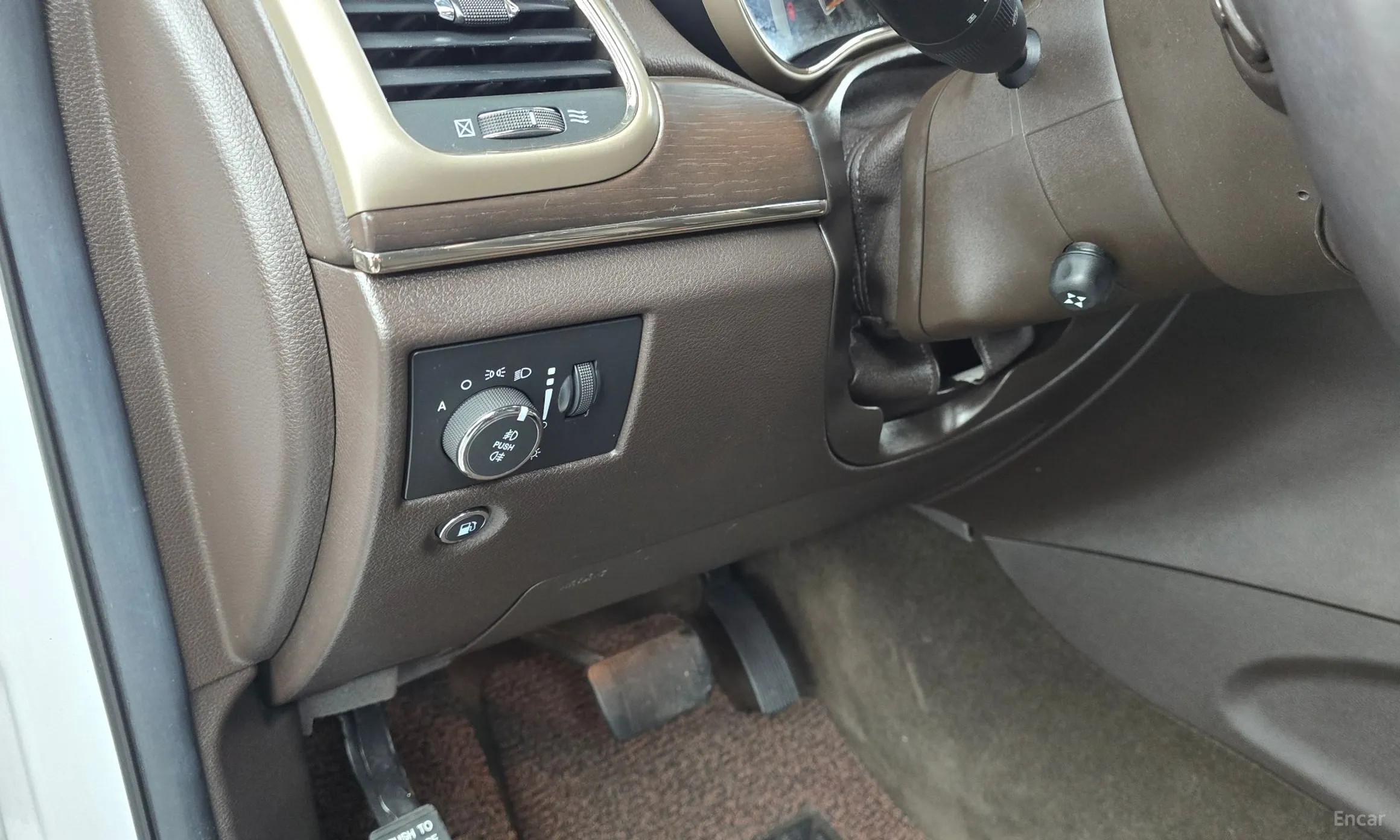 Jeep Grand Cherokee превью 17
