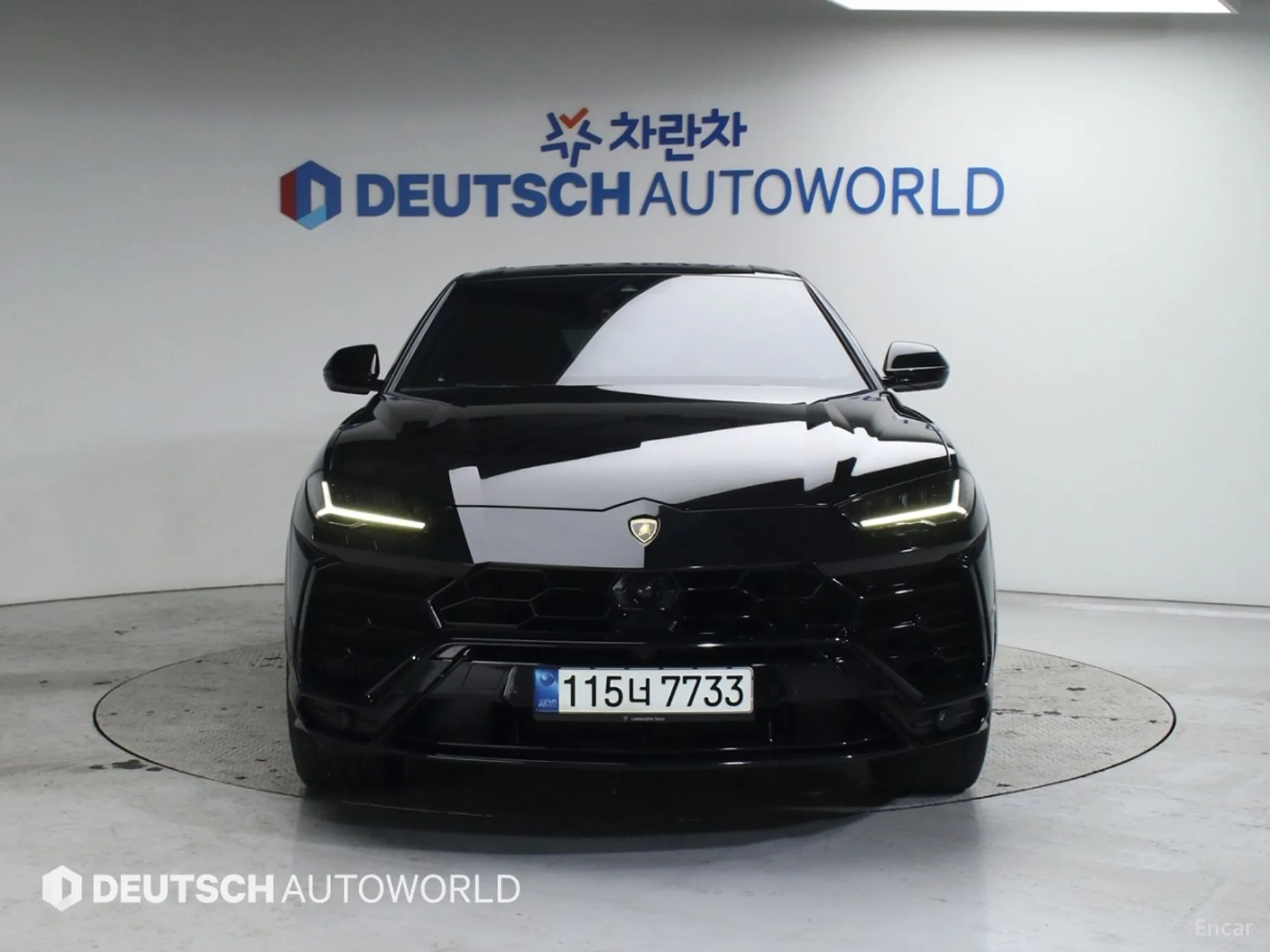 Lamborghini Urus превью 3
