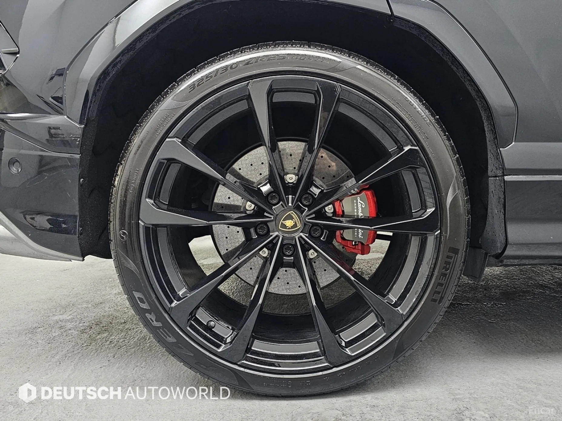 Lamborghini Urus превью 5
