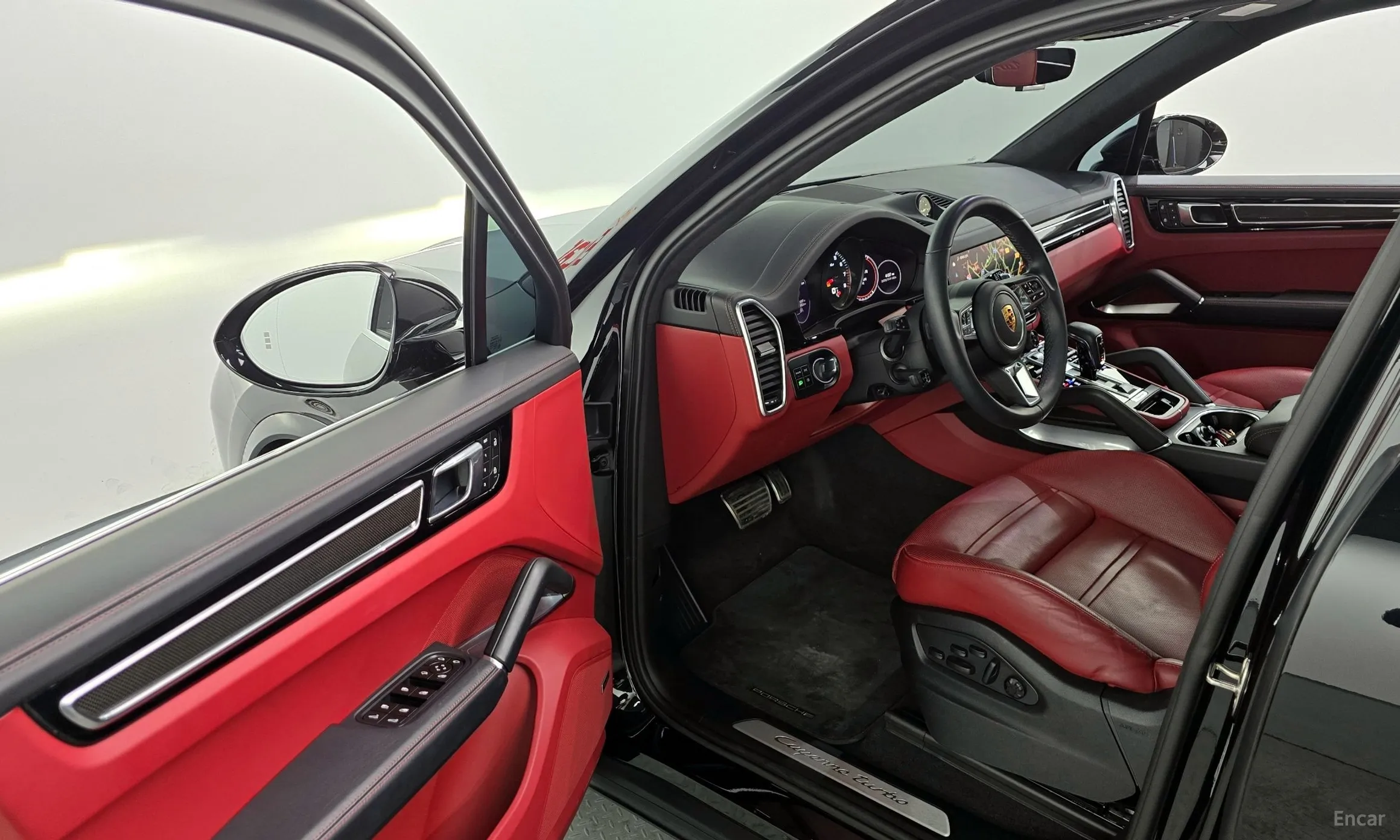 Porsche Cayenne (PO536) превью 10