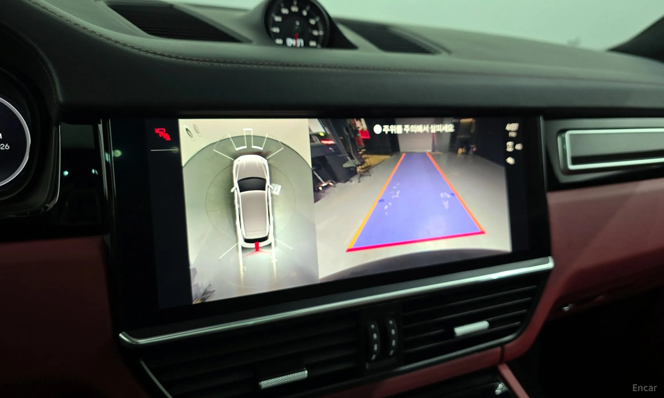 Porsche Cayenne (PO536) превью 15