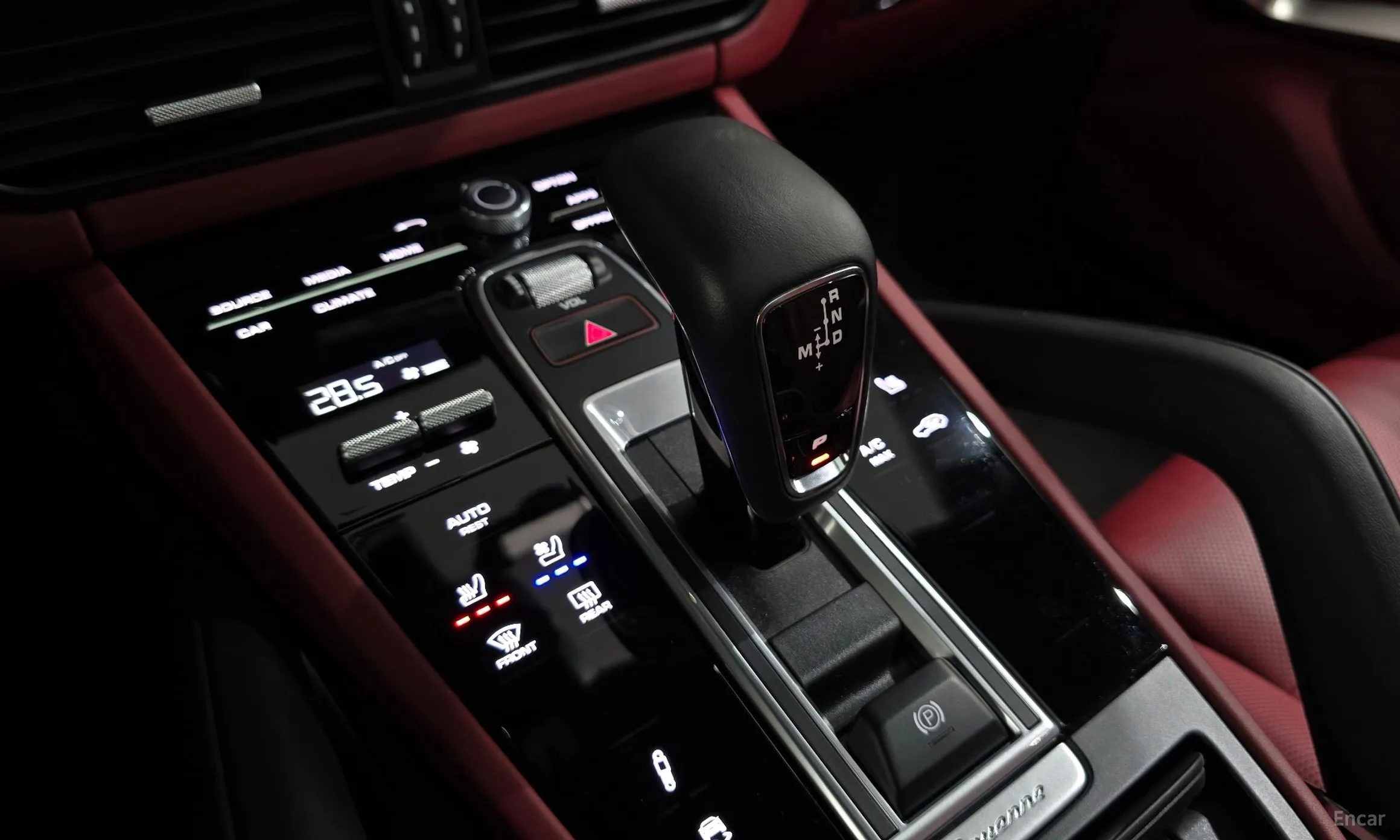 Porsche Cayenne (PO536) превью 9