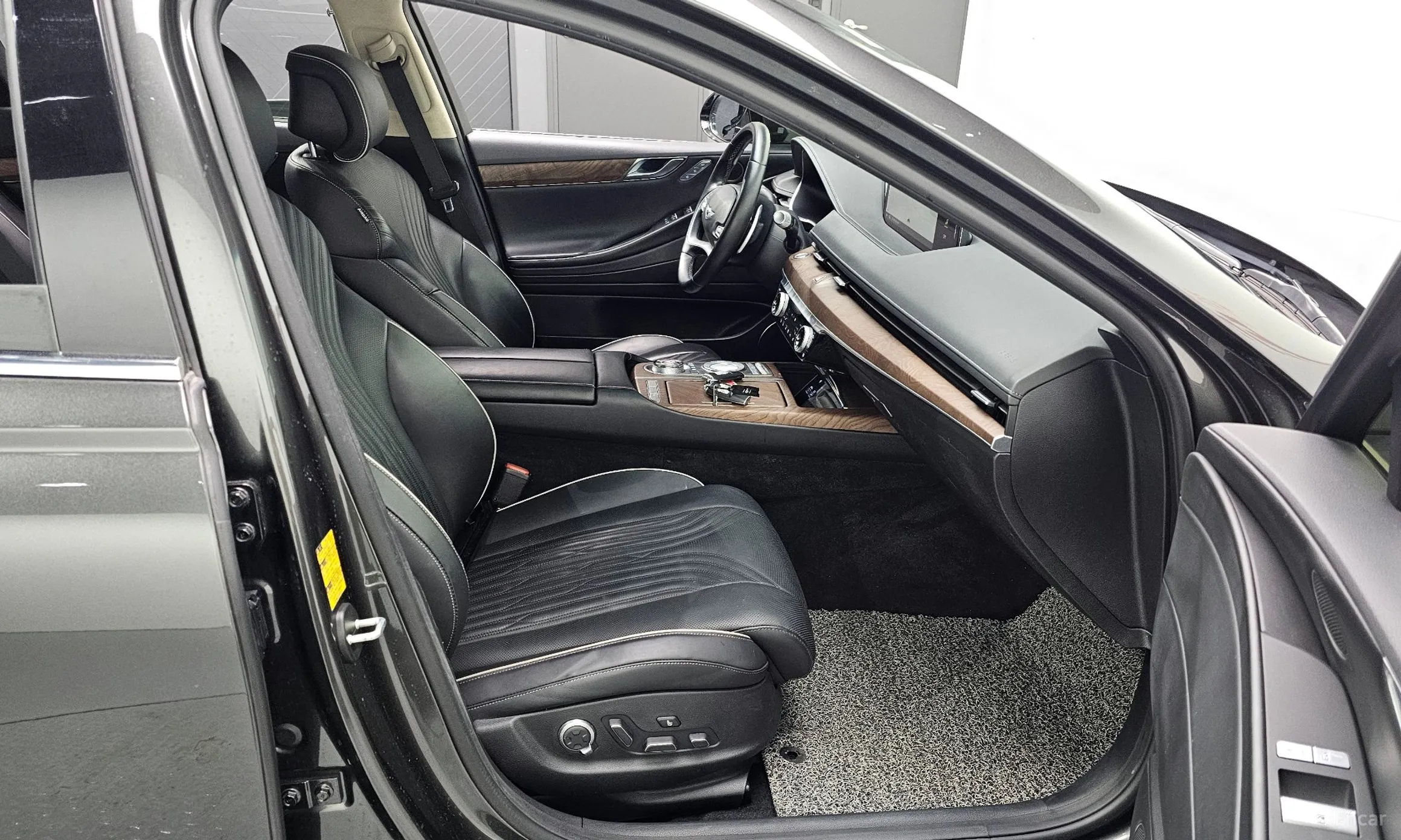 Genesis G80 (RG3) превью 12