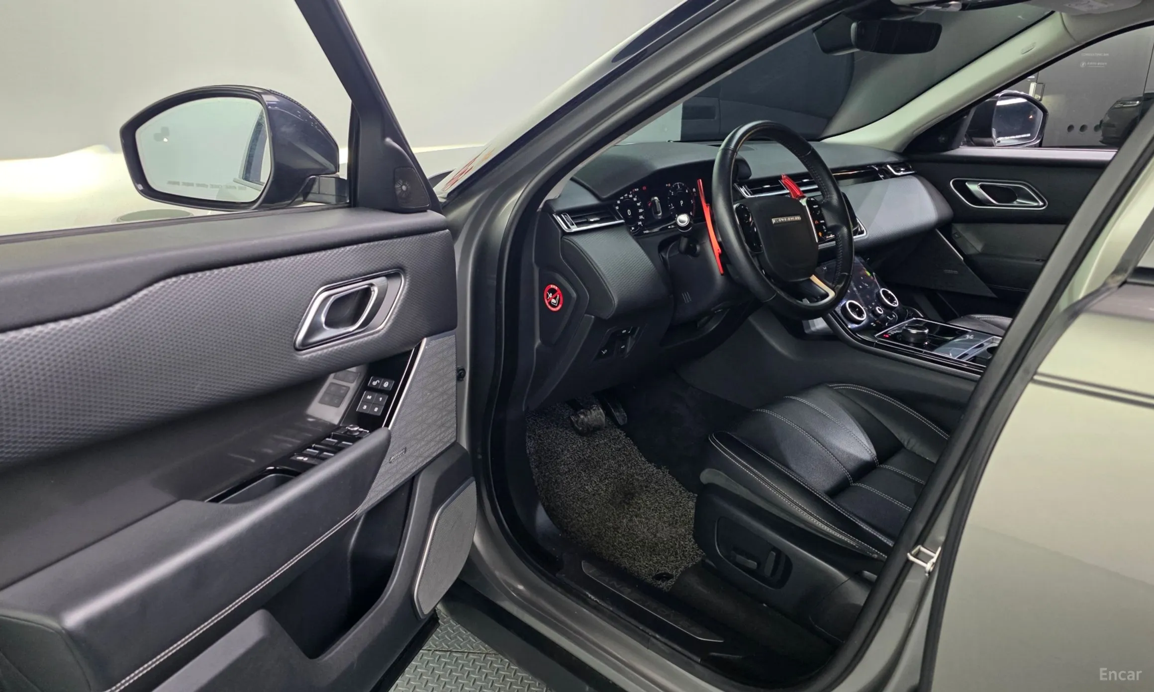 Land Rover Range Rover Bella превью 10