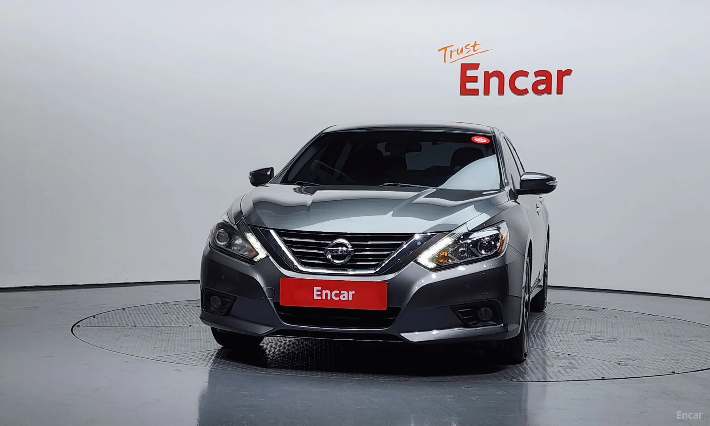 Nissan Altima превью 3