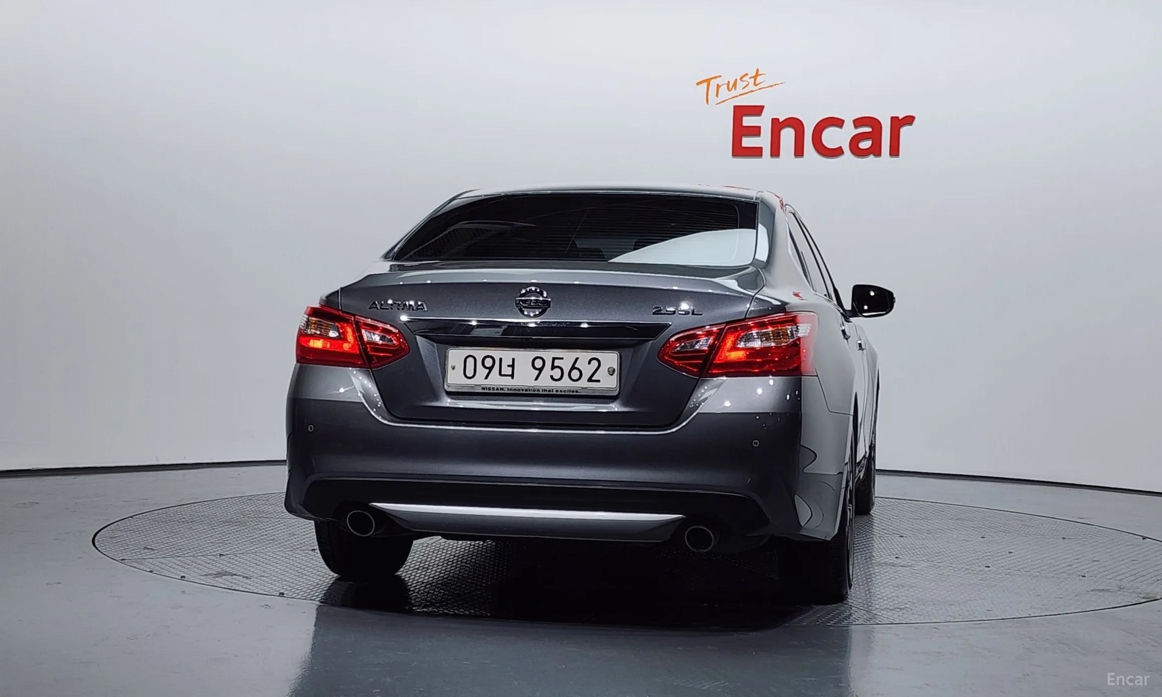 Nissan Altima превью 4