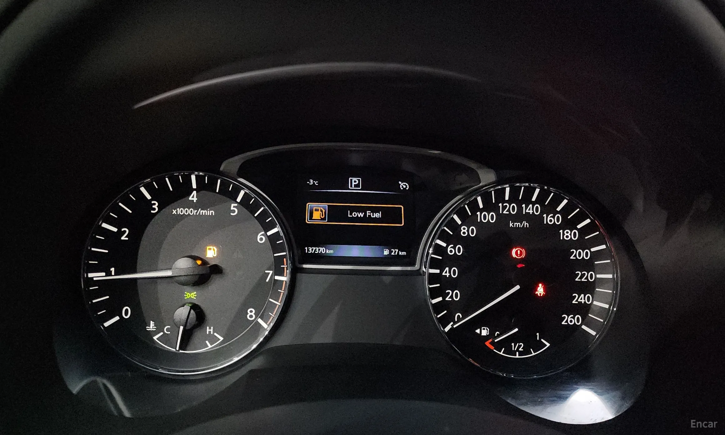 Nissan Altima превью 8