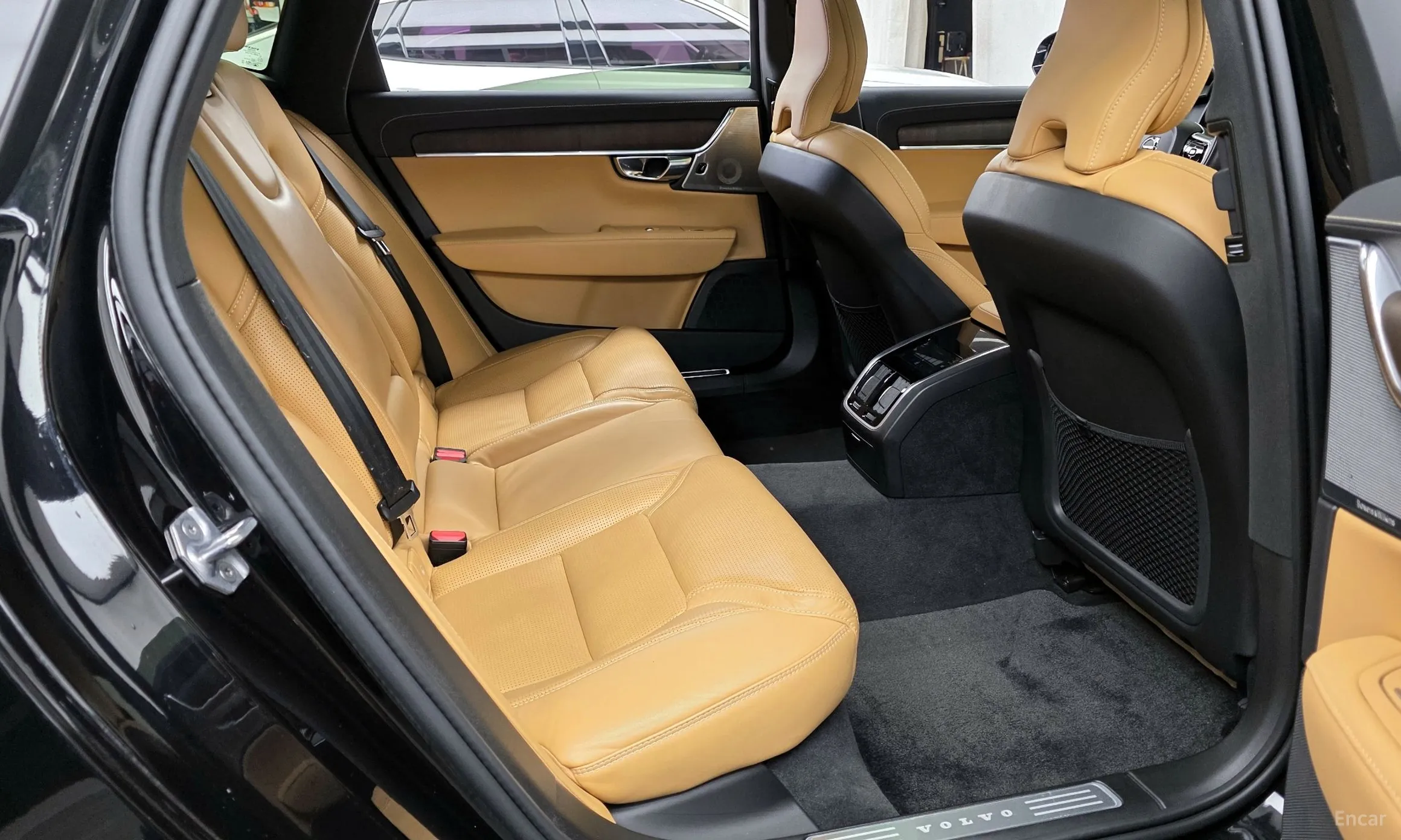 Volvo S90 превью 12