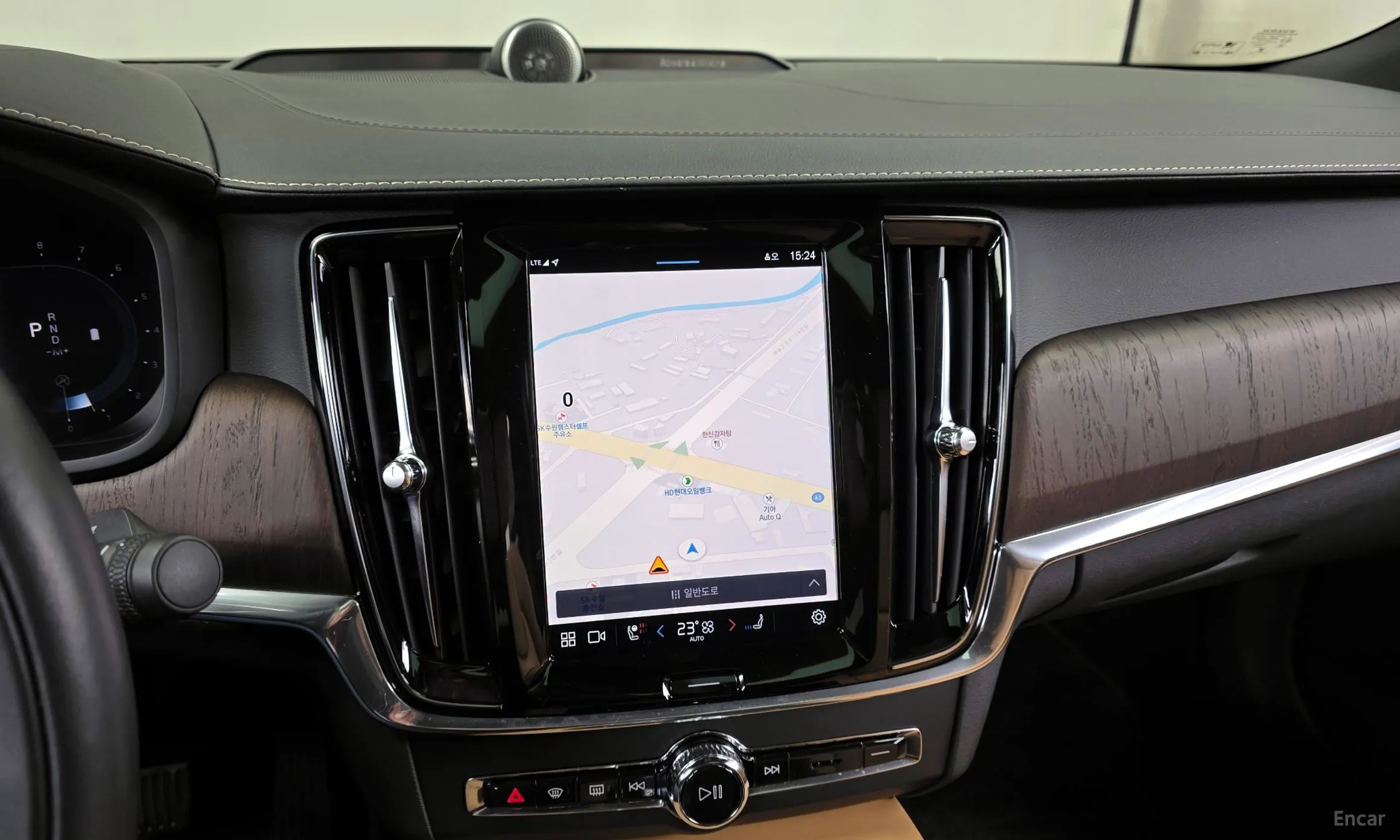 Volvo S90 превью 14
