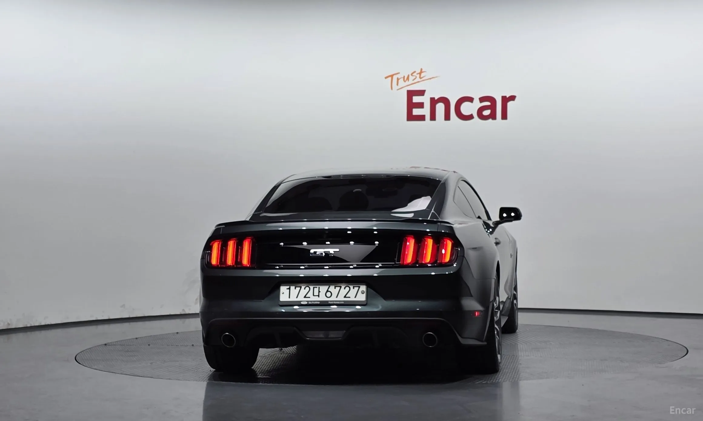 Ford Mustang превью 4